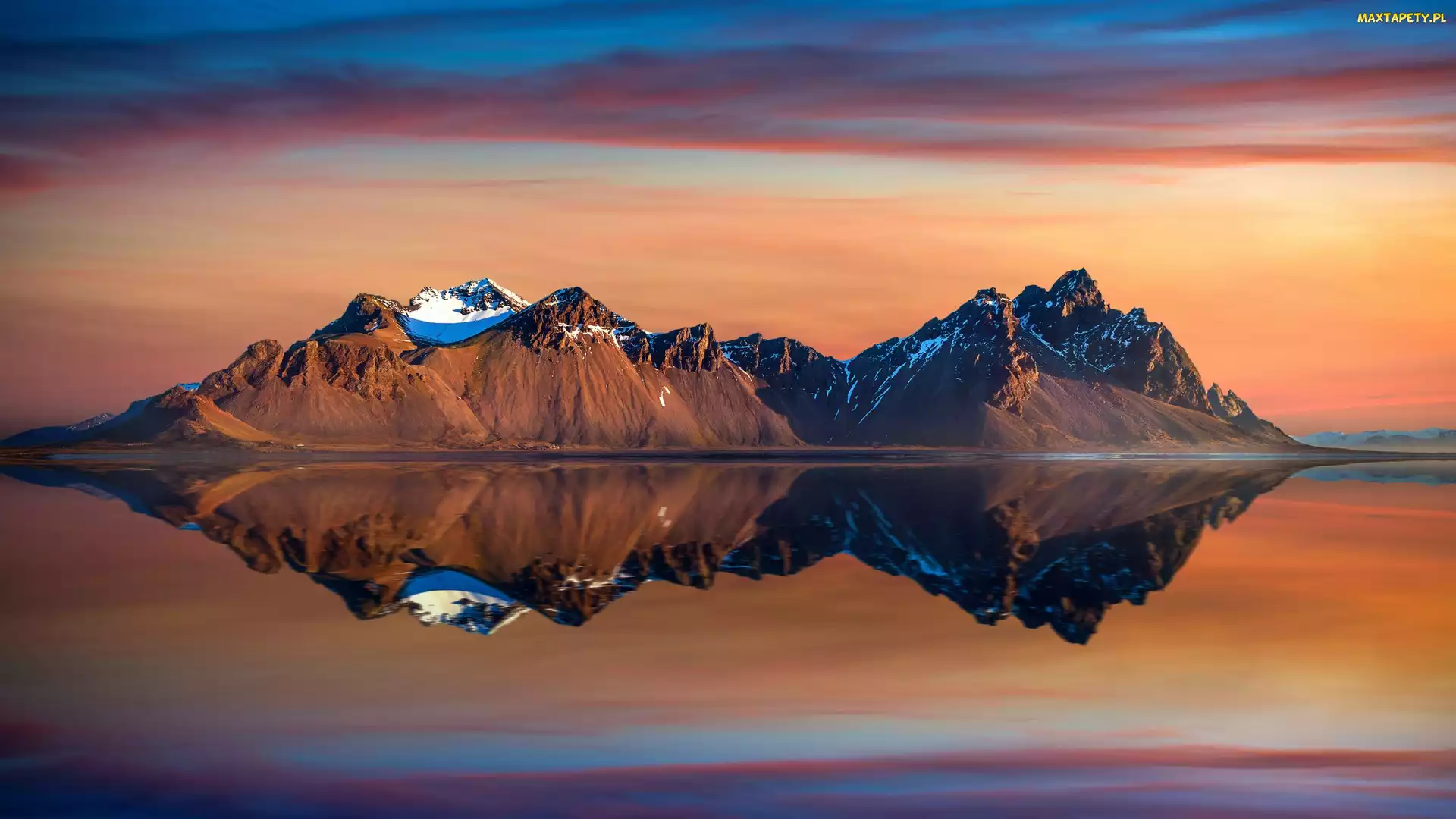 Islandia, Odbicie, Góra Vestrahorn, Góry, Plaża Stokksnes, Zachód słońca