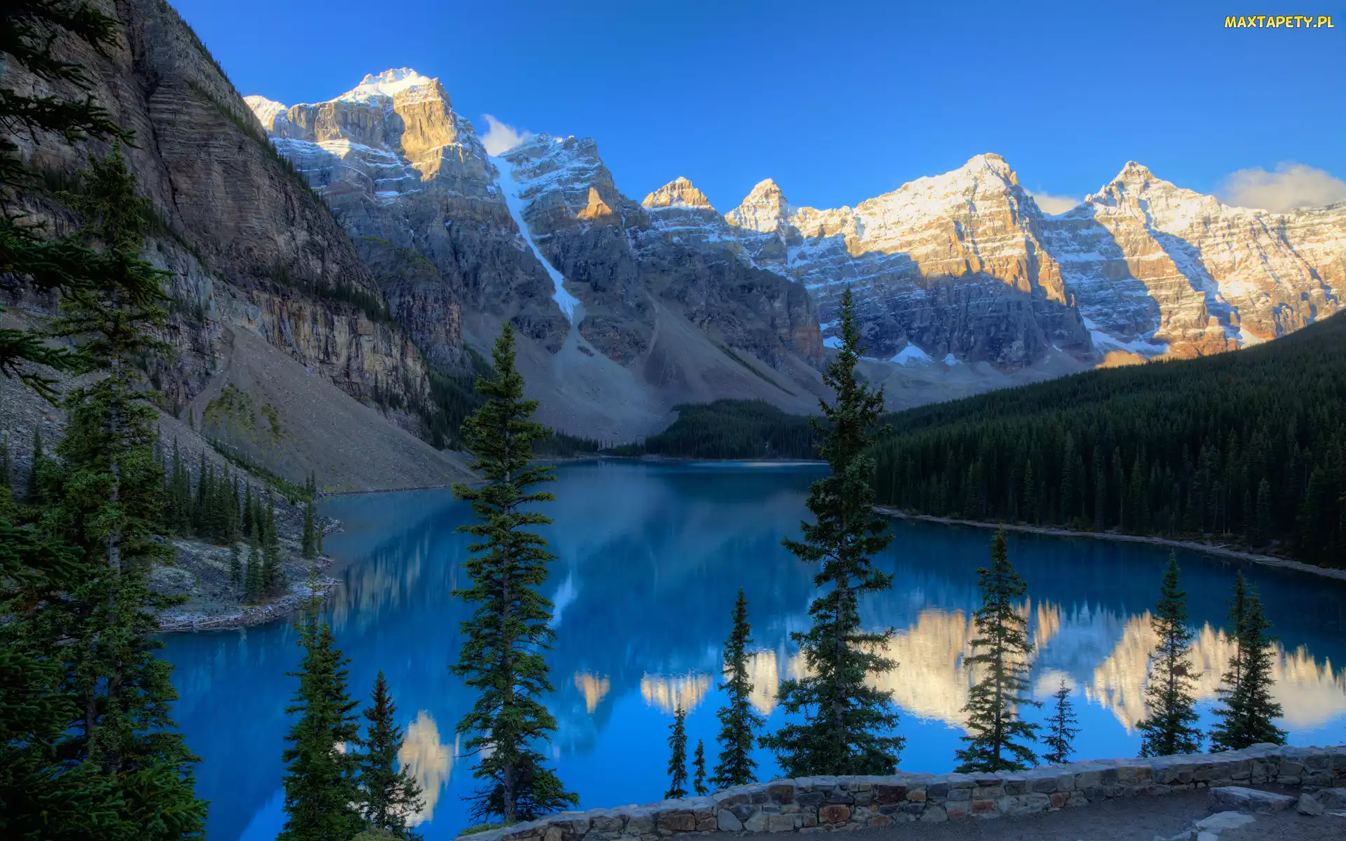 Niebo, Drzewa, Góry, Chmury, Jezioro Moraine, Kanada, Park Narodowy Banff