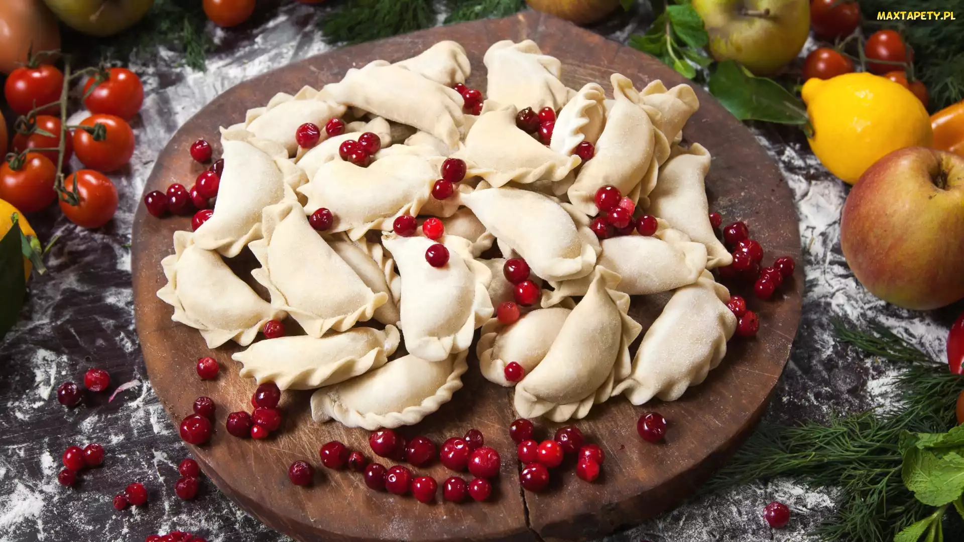 Owoce, Deska, Pierogi