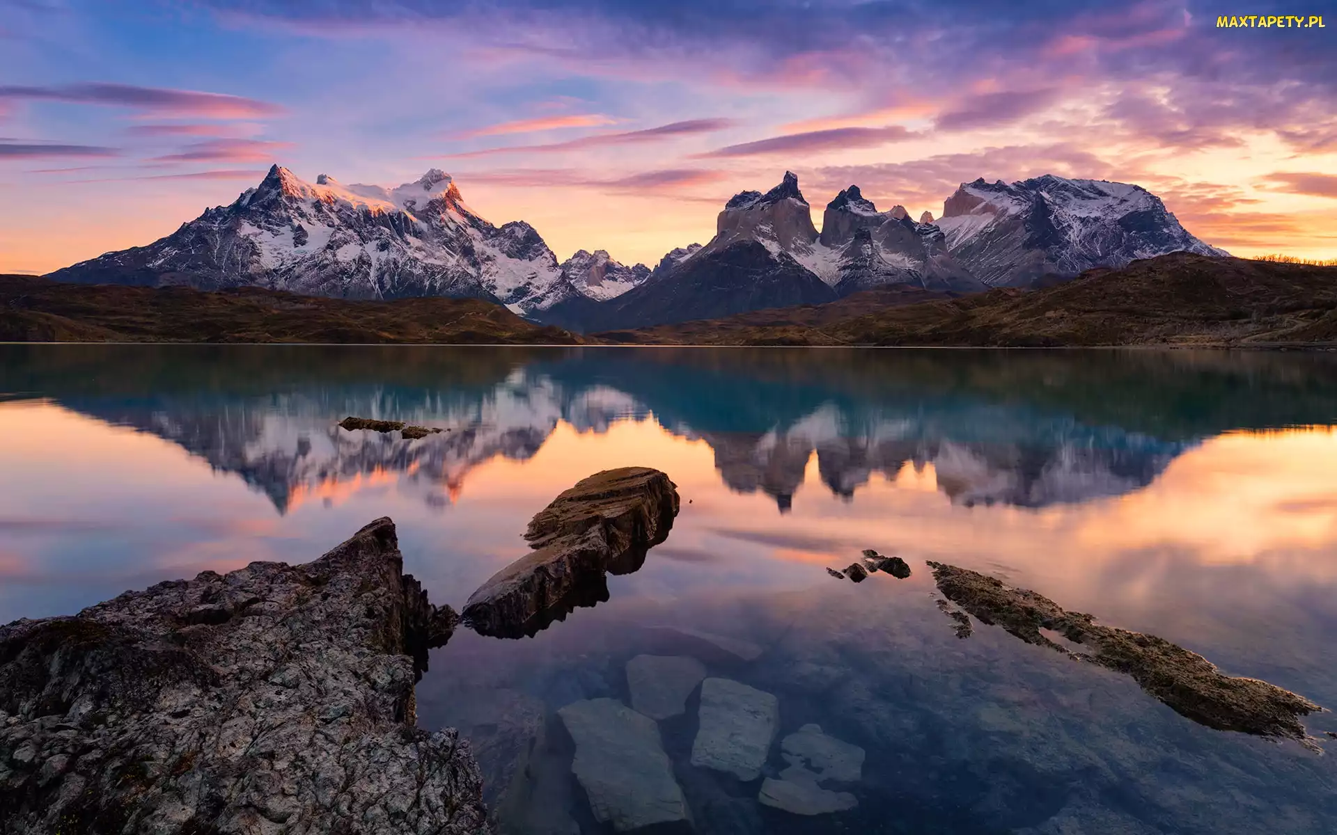 Patagonia, Park Narodowy Torres del Paine, Cordillera del Paine, Chile, Lake Pehoe, Góry, Jezioro