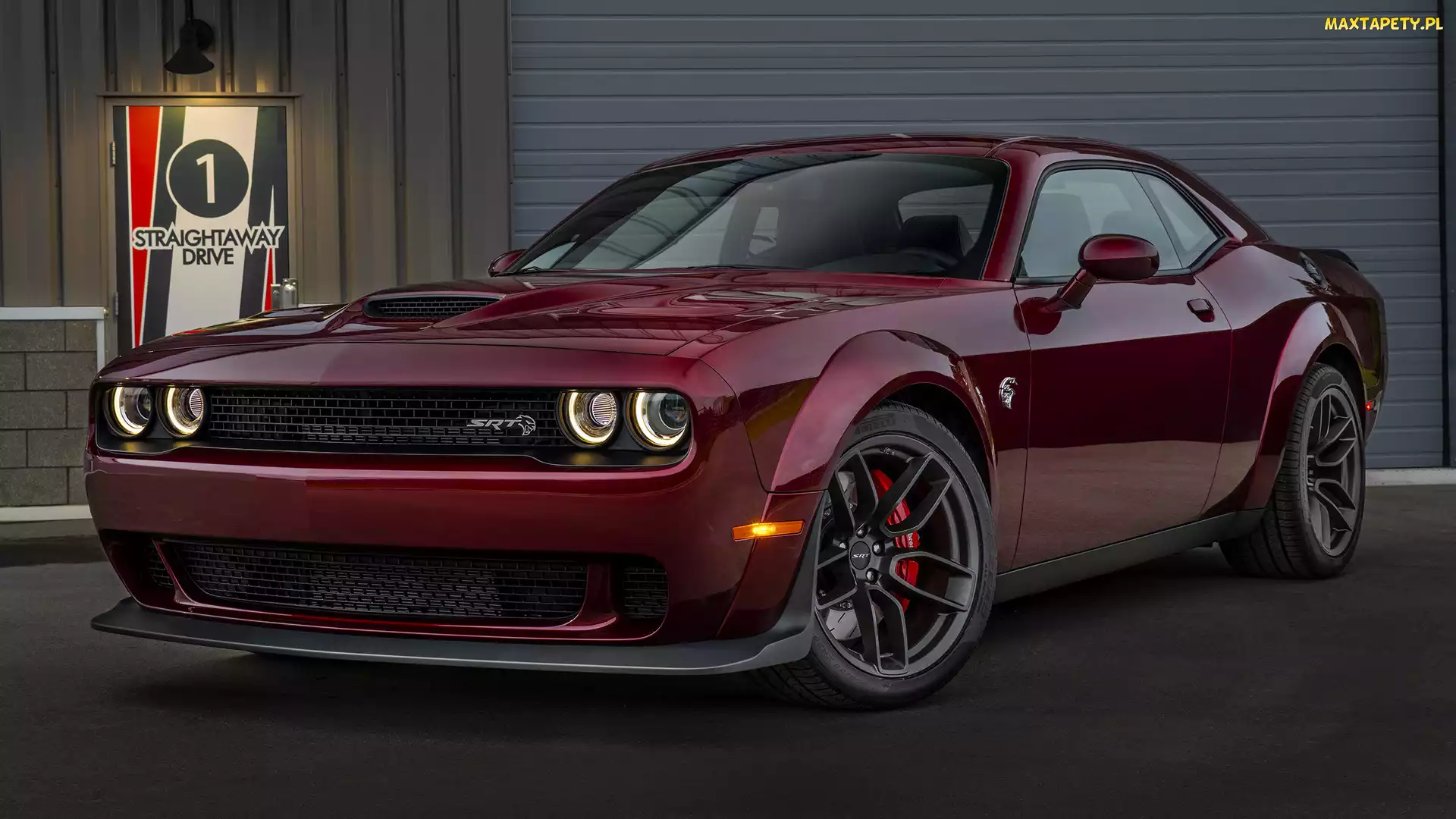 Dodge Challenger SRT Hellcat, Przód