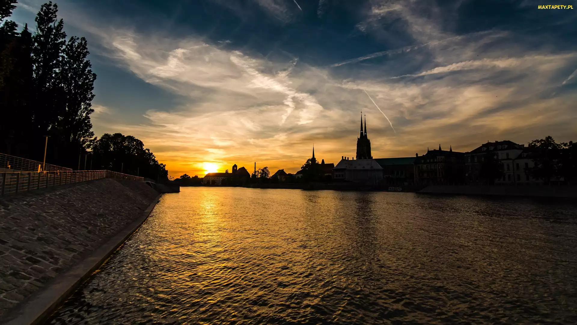 Wrocław, Domy, Rzeka Odra, Zachód słońca, Polska