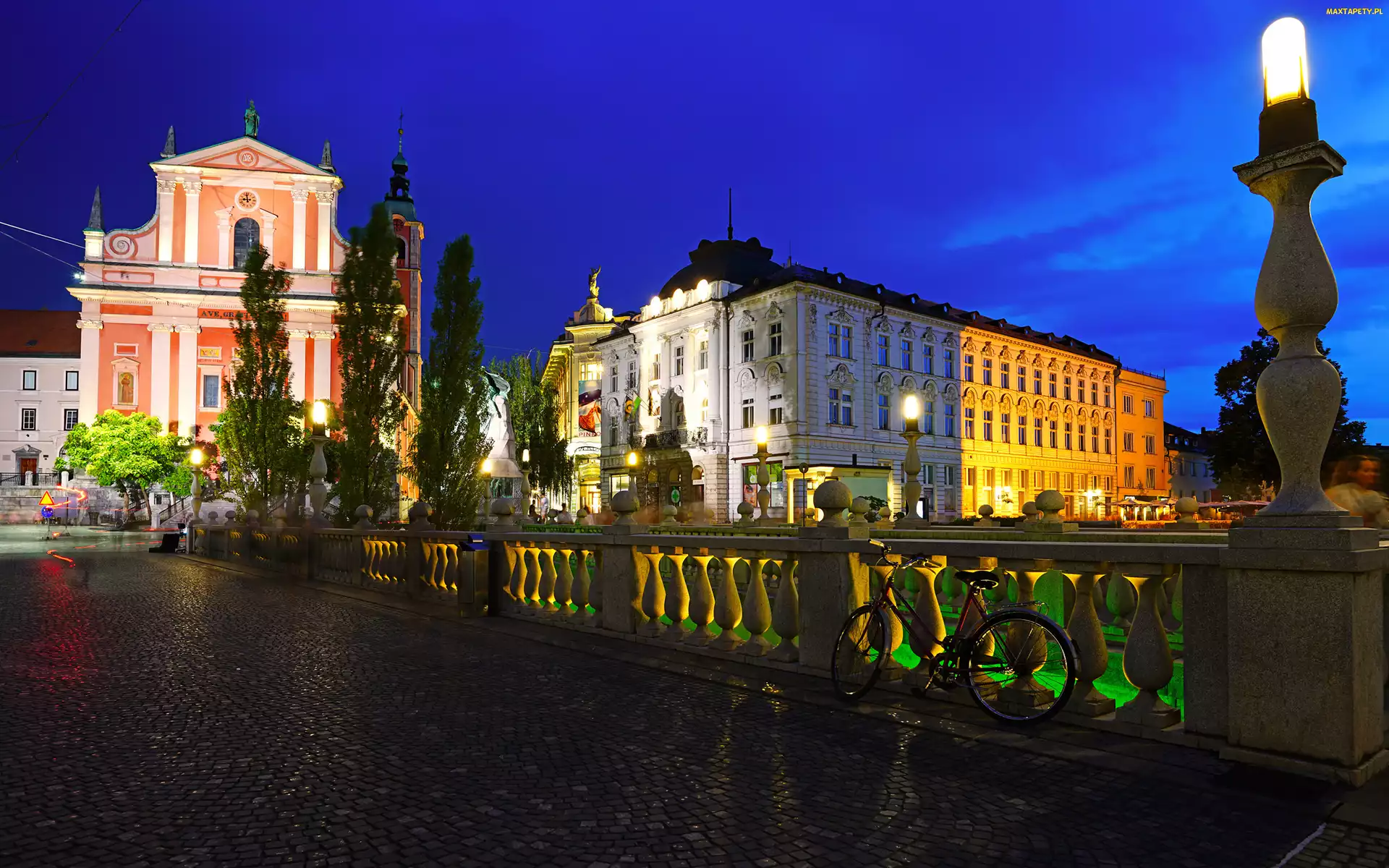 Lublana, Domy, Kościół Franciszkanów, Most Tromostovje, Słowenia