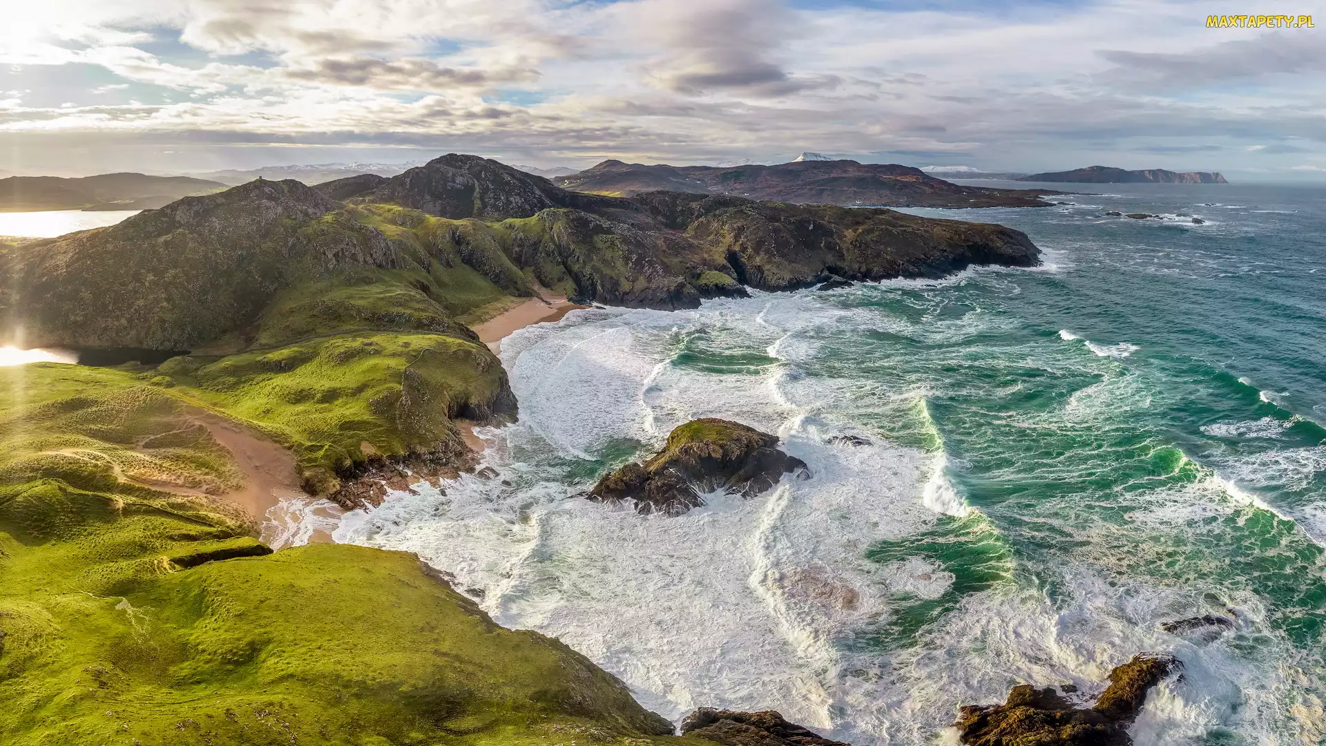 Skały, Roślinność, Morze, Murder Hole Beach, Półwysep Rosguill, Irlandia, Fale, Hrabstwo Donegal, Góry, Wybrzeże, Plaża