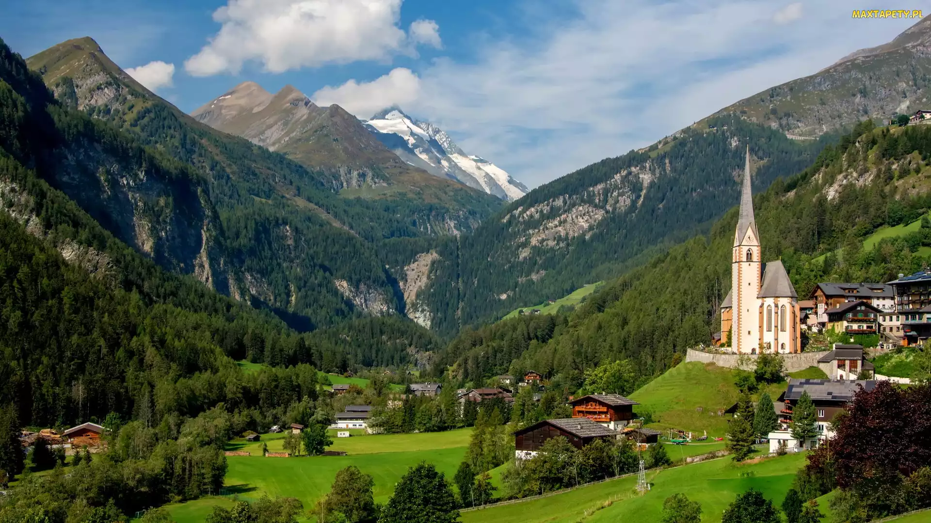 Austria, Drzewa, Kościół św Wincentego z Saragossy, Domy, Lasy, Dolina, Heiligenblut, Góry, Alpy