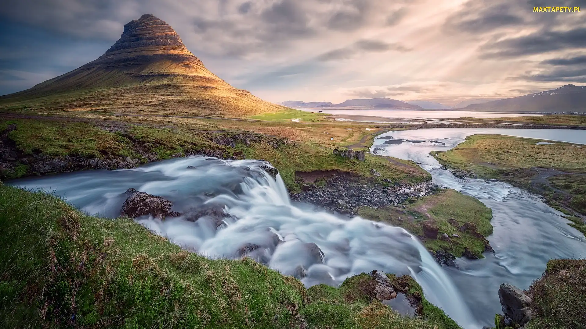 Islandia, Rzeka, Góra, Kirkjufell