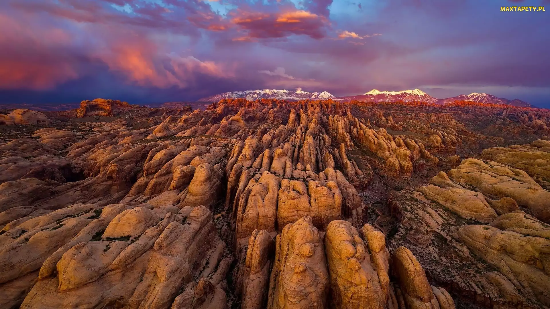 Stany Zjednoczone, Stan Utah, Skały, Góry, Chmury, Moab