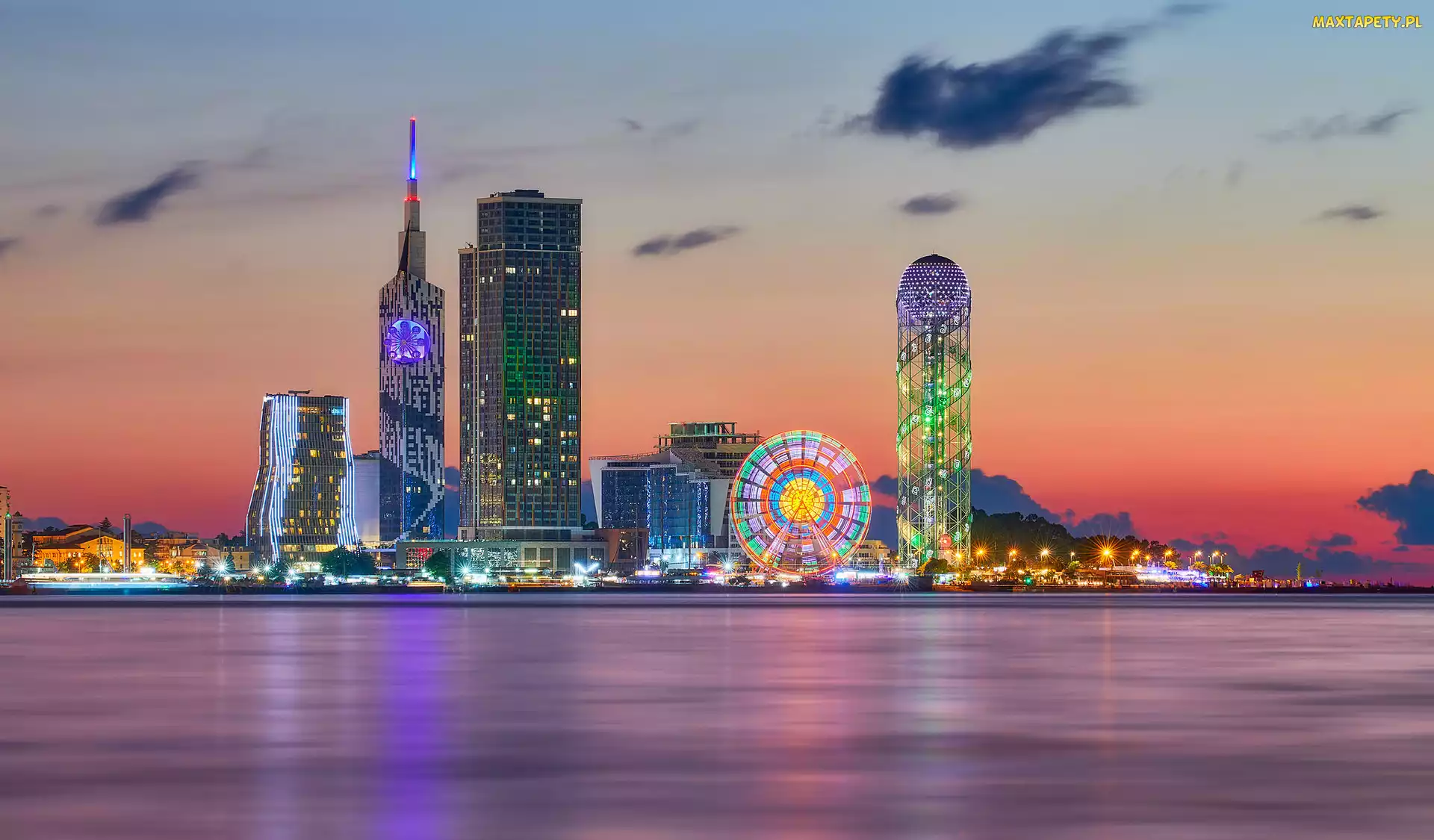 Zachód słońca, Budynki, Batumi, Gruzja
