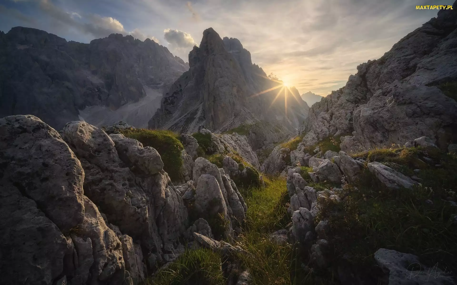 Promienie słońca, Skały, Góry, Dolomity