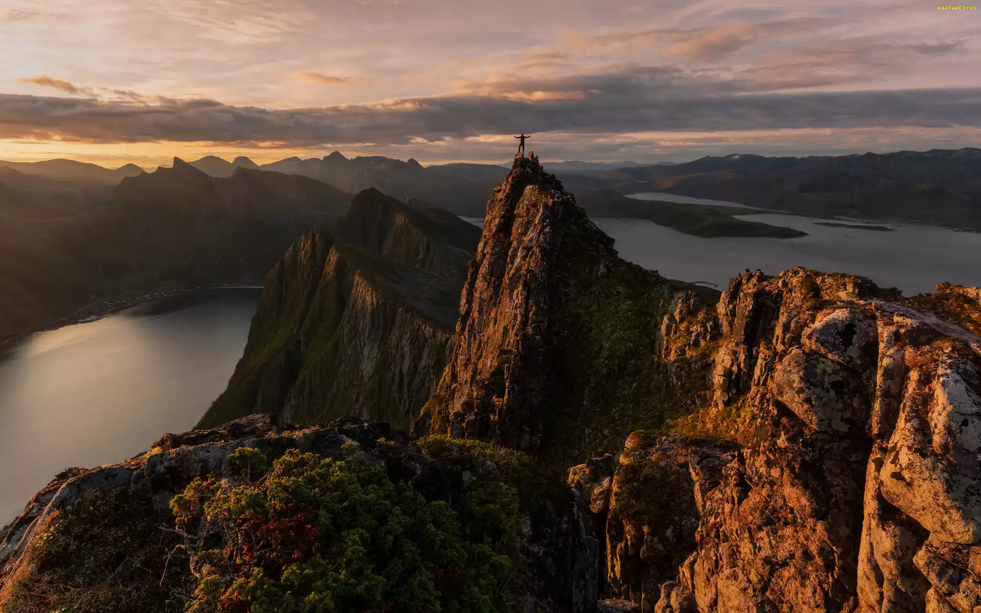 Morze Norweskie, Wyspa Senja, Góry, Norwegia, Szczyty, Skały