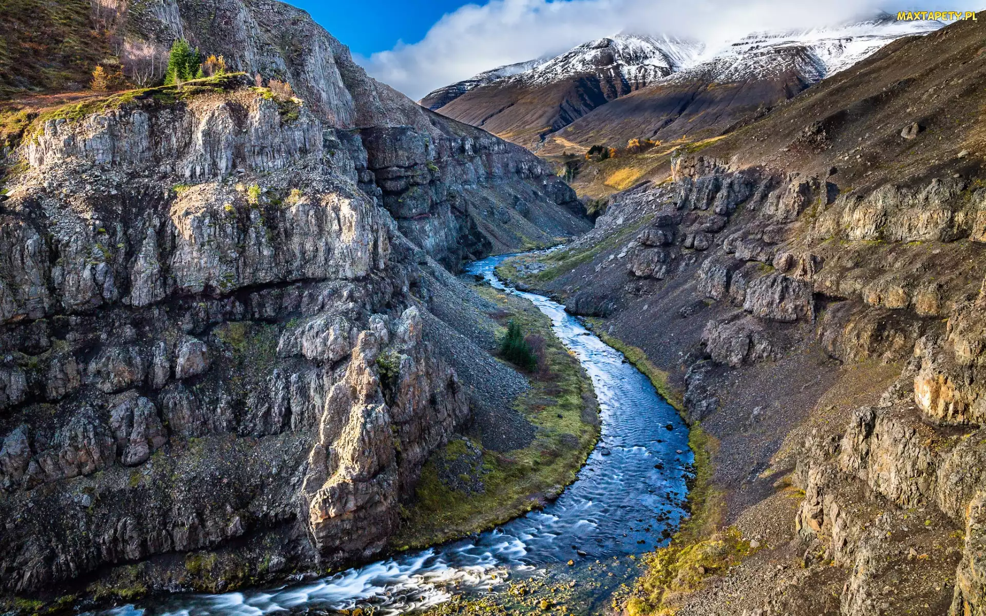 Islandia, Rzeka Eyjafjardara, Góry, Kręta