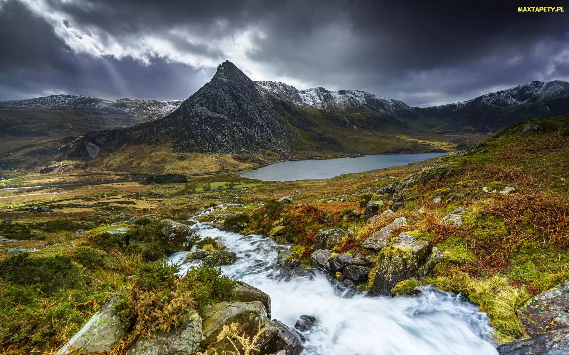 Anglia, Rośliny, Strumyk, Chmury, Kamienie, Jezioro Ogwen, Walia, Park Narodowy Snowdonia, Góry