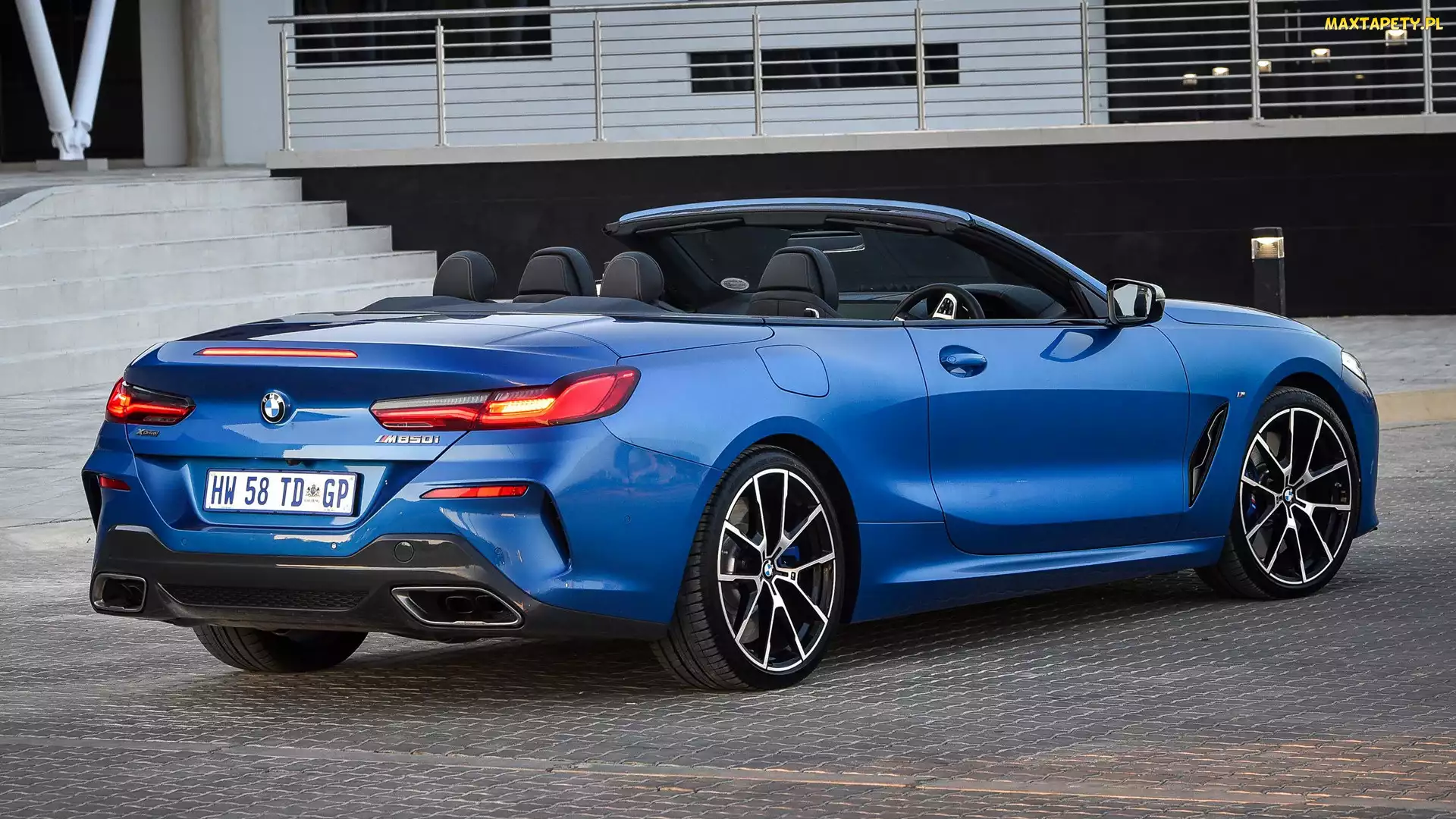 Kabriolet, BMW M850i