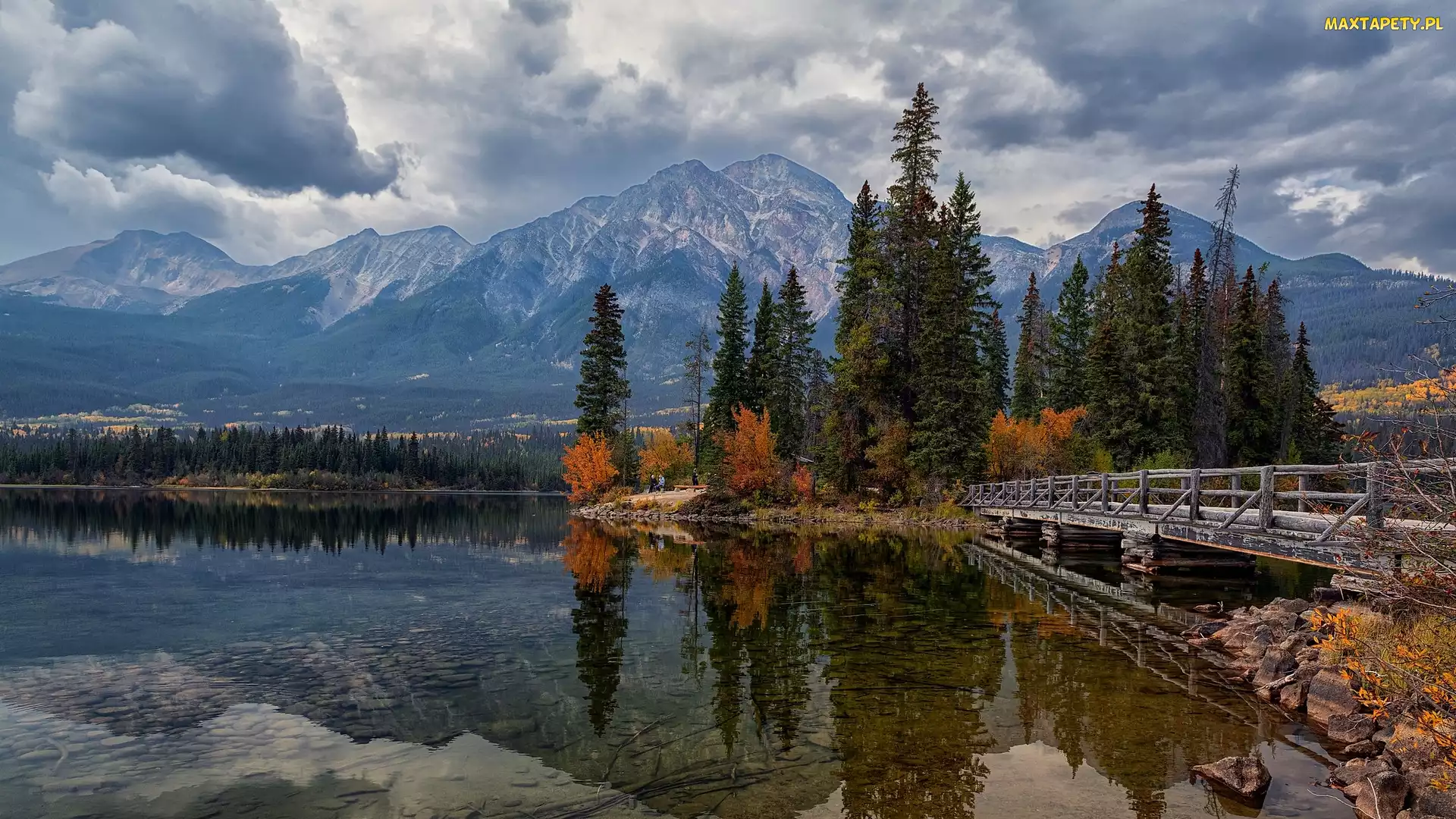 Park Narodowy Jasper, Drzewa, Most, Kanada, Pyramid Lake, Góry, Jezioro