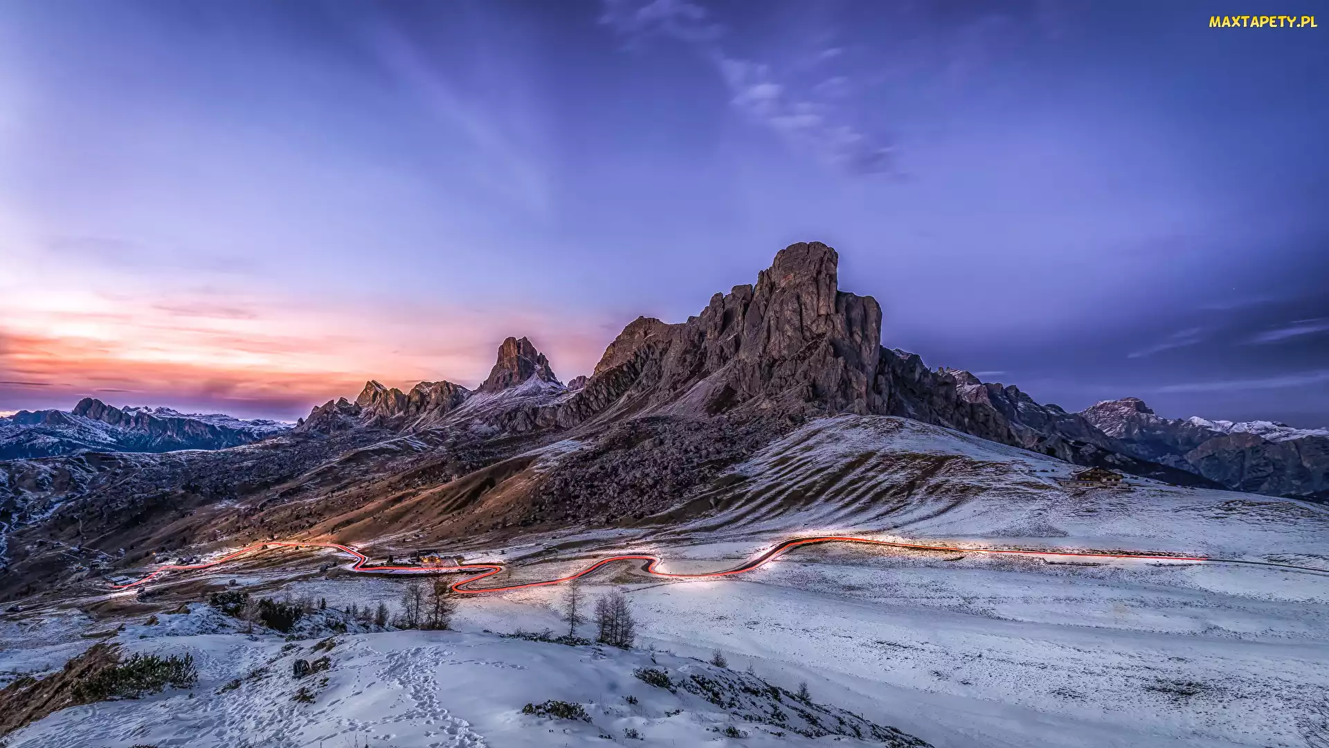 Góry, Passo di Giau, Włochy, Przełęcz, Droga, Dolomity, Zachód słońca, Śnieg