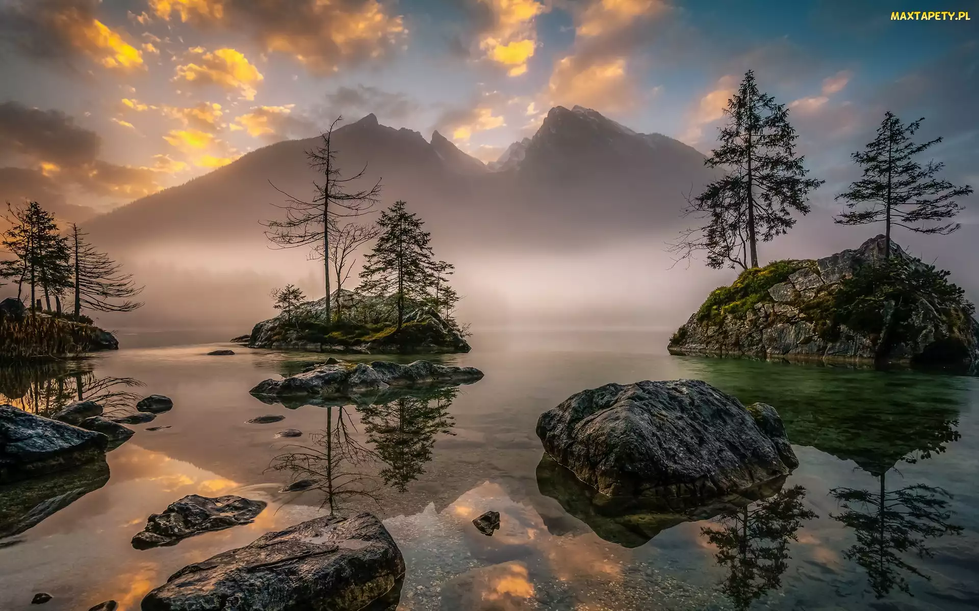Jezioro Hintersee, Bawaria, Chmury, Niemcy, Gmina Berchtesgadener, Mgła, Góry Alpy, Skały, Drzewa