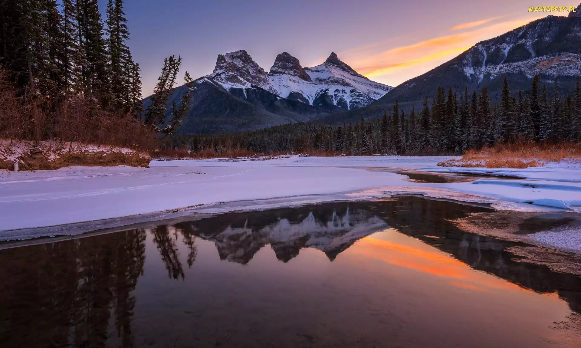 Kanada, Drzewa, Rzeka, Zima, Bow River, Góra Three Sisters, Alberta, Góry, Canadian Rockies