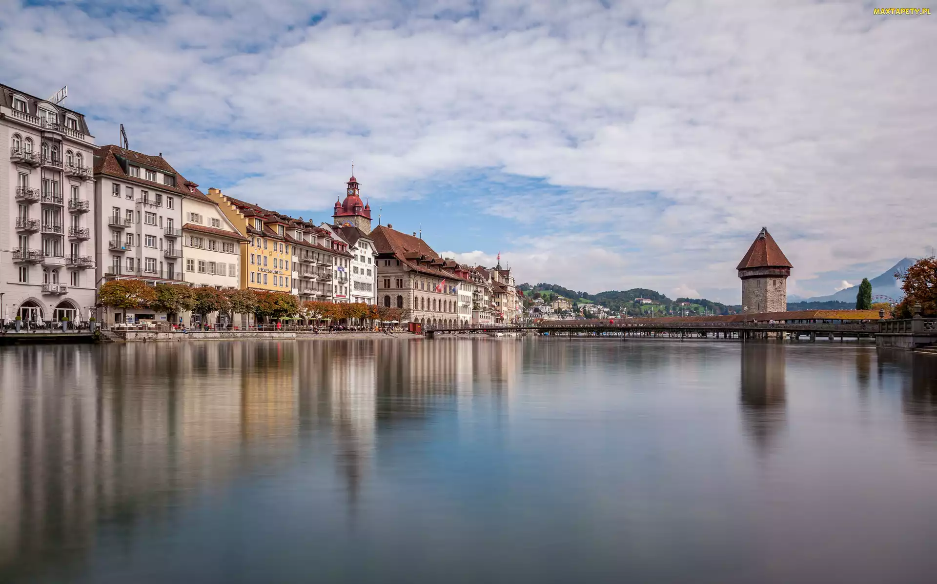 Domy, Rzeka Reuss, Miasto, Góry, Most Kapellbrucke, Szwajcaria, Lucerna
