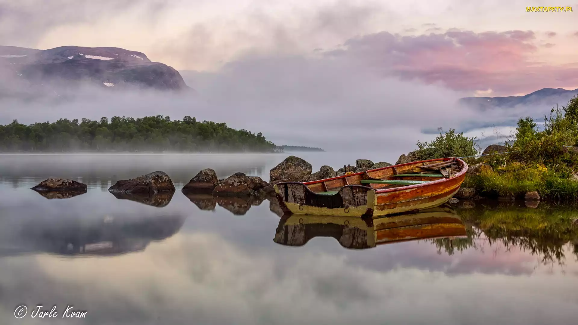 Stavanger, Łódka, Mgła, Norwegia, Kamienie, Góry, Jezioro Mosvatnet