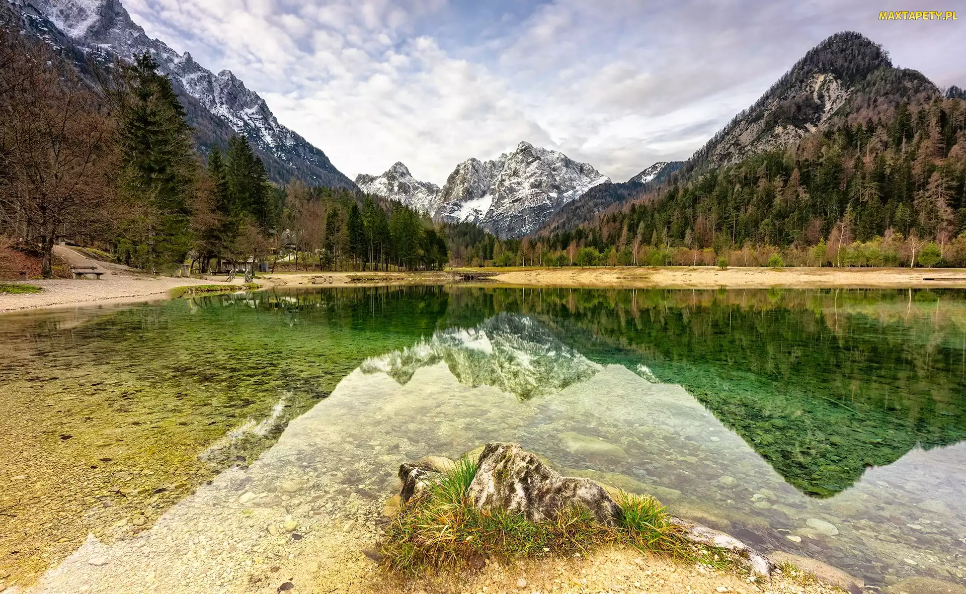 Góry, Las, Słowenia, Jasna Lake, Chmury, Jezioro, Odbicie, Drzewa
