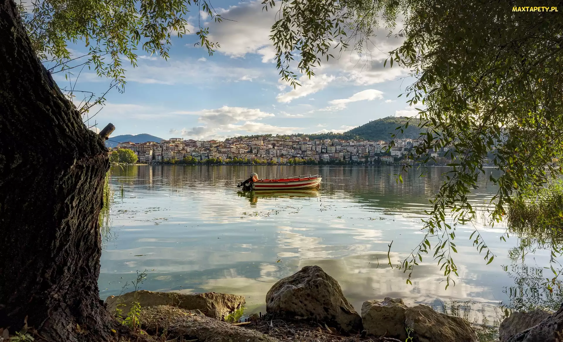Jezioro Orestiada, Grecja, Kastoria, Kastoria Lake, Łódka