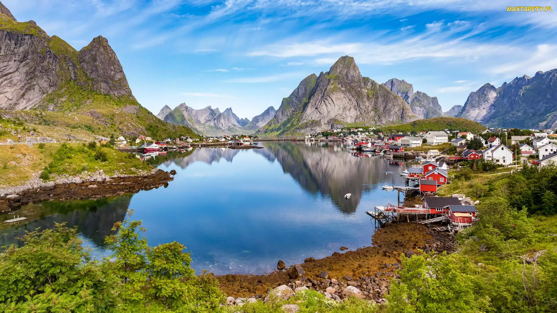Domy, Morze Norweskie, Lofoty, Góry, Wioska Reine, Norwegia, Wyspa Moskenesoya