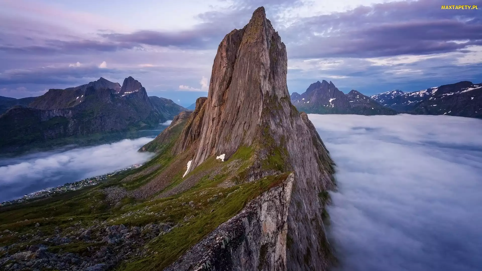 Norwegia, Senja, Segla, Góry, Skała, Mgła