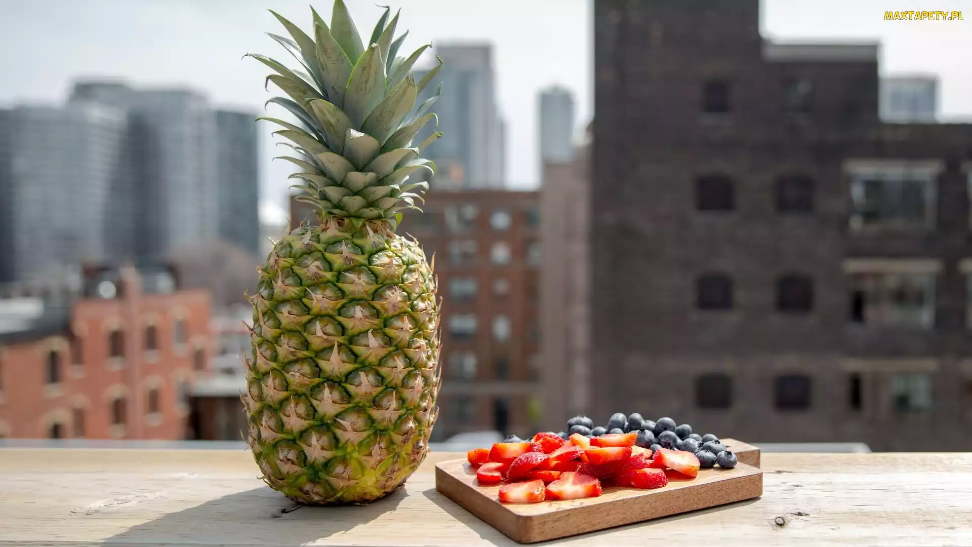 Borówki, Truskawki, Ananas