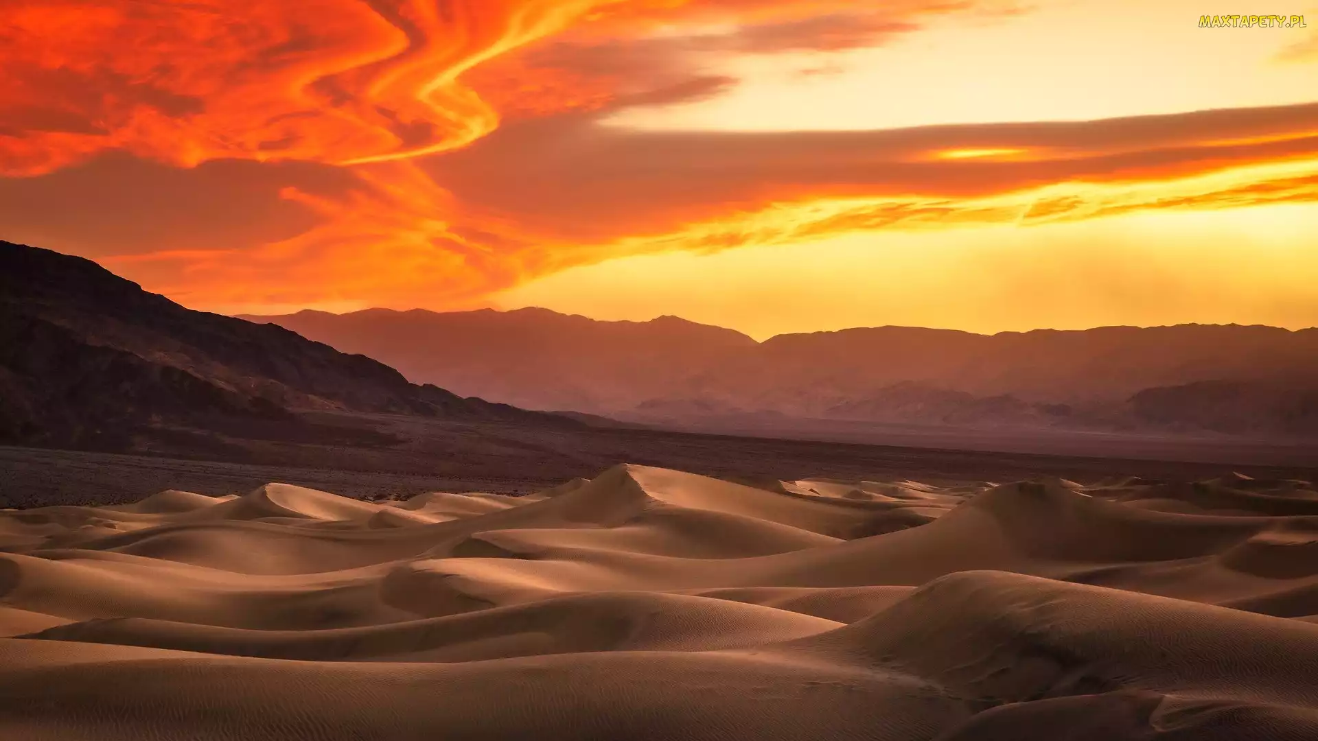 Chmury, Kalifornia, Góry, Stany Zjednoczone, Park Narodowy Death Valley, Wydmy, Zachód słońca, Niebo, Piasek