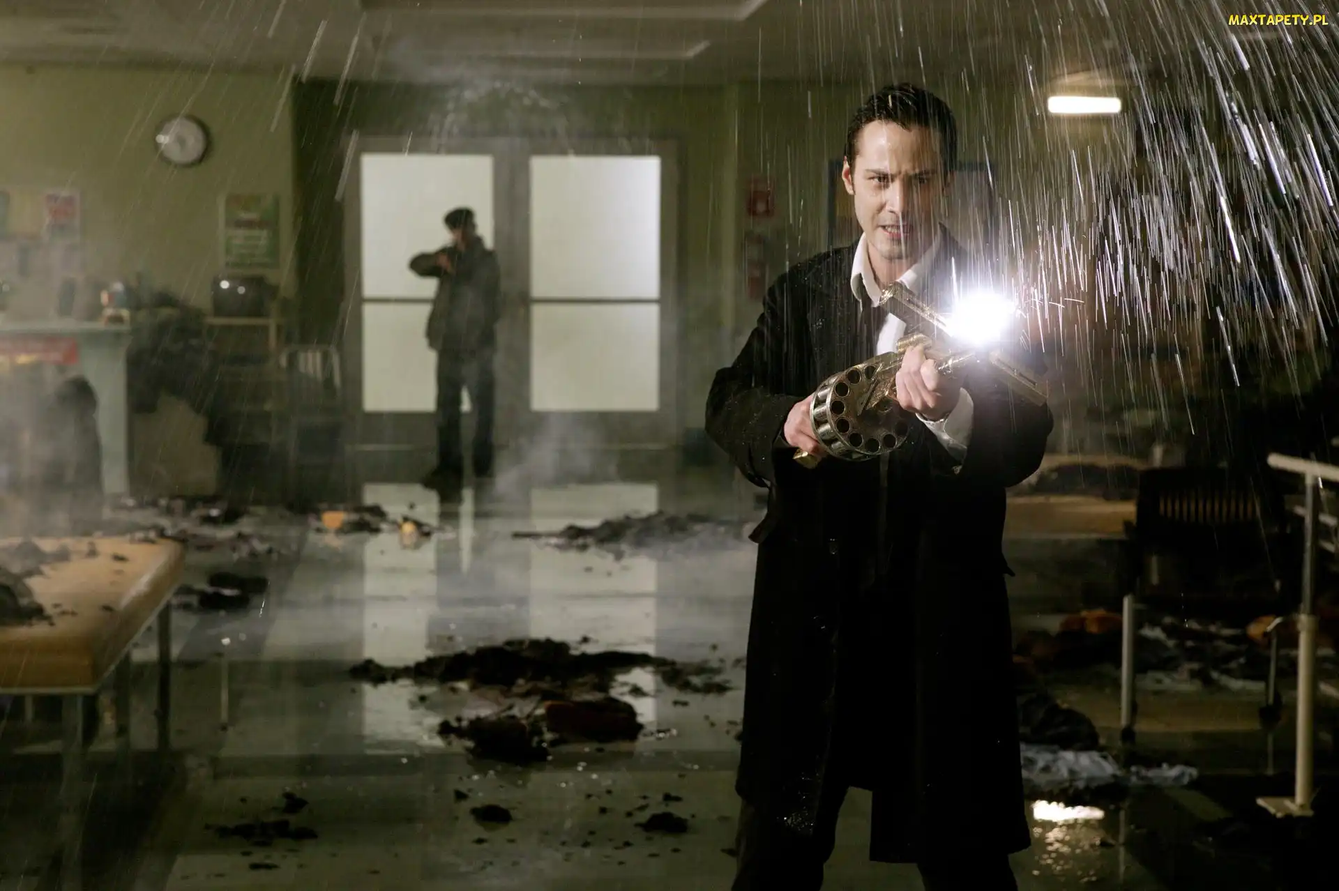 Keanu Reeves, natrysk, mieszkanie, strzela, Constantine