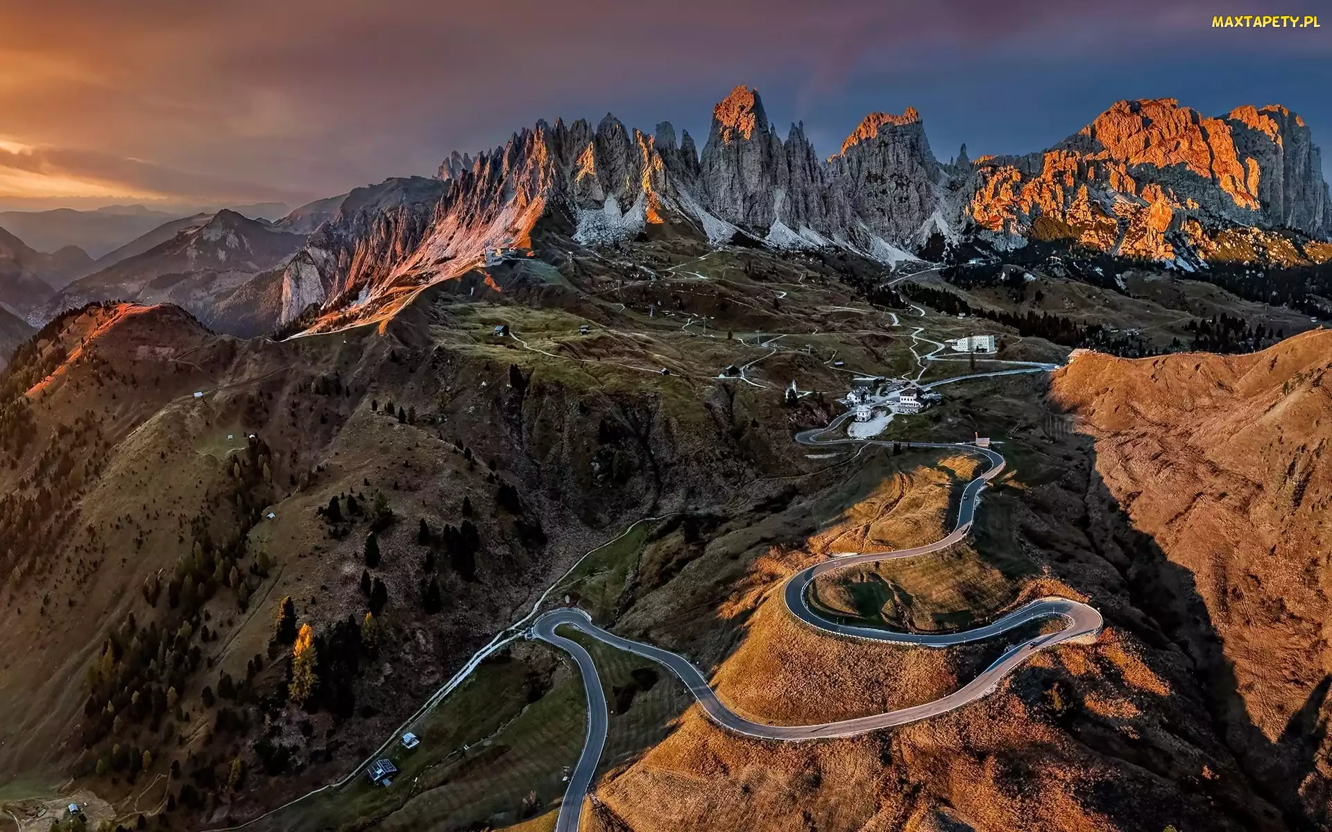 Góry, Przełęcz Gardena Pass, Południowy Tyrol, Droga, Dolomity, Włochy, Alpy