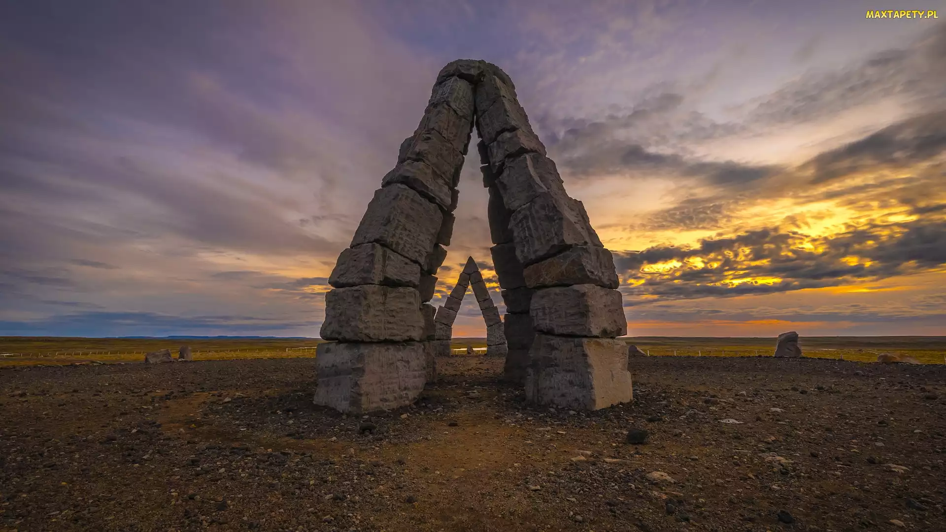 Raufarhofn, Arctic Henge, Zachód słońca, Islandia, Pomnik, Głazy, Łuk skalny