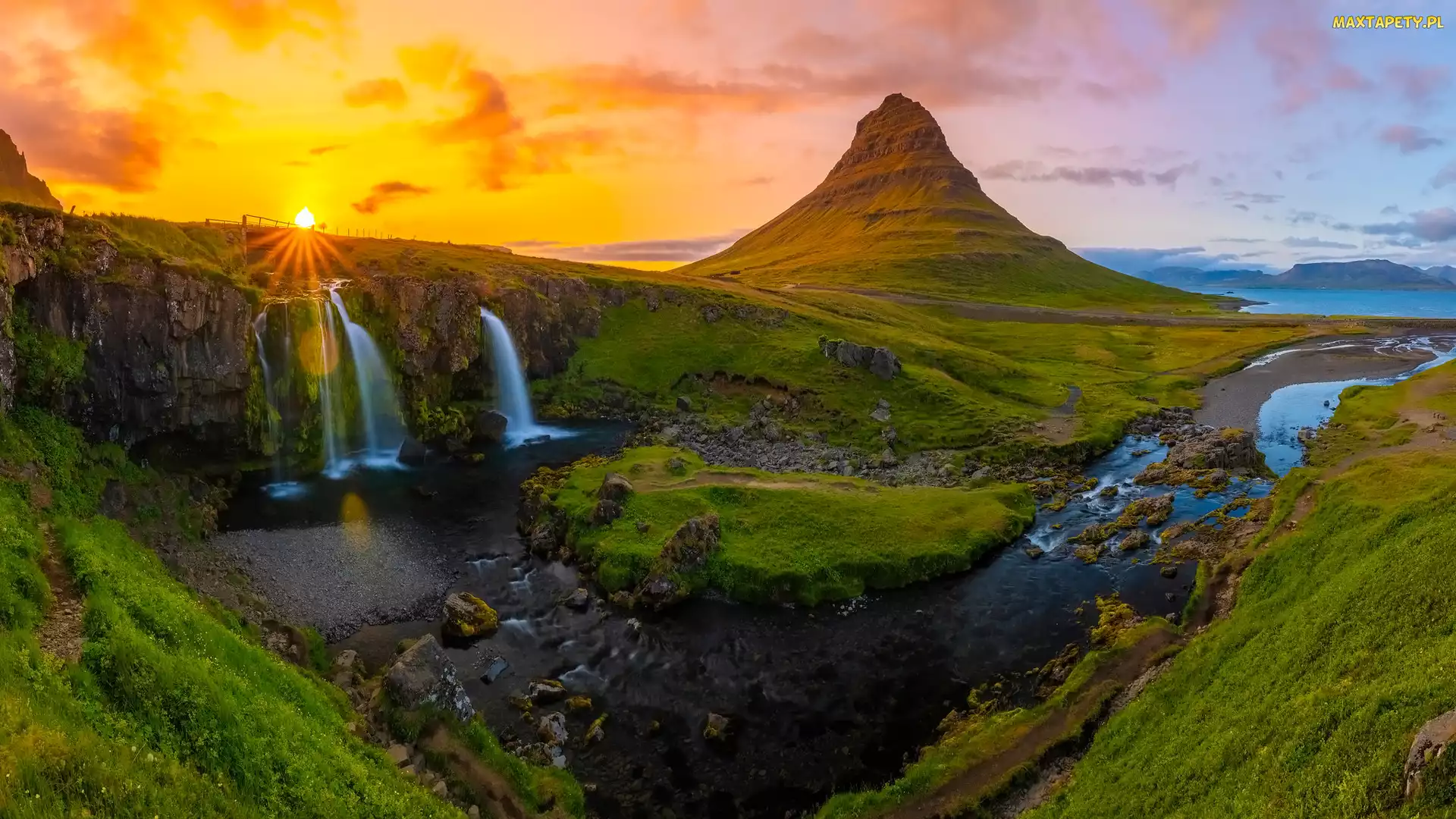Promienie słońca, Zachód słońca, Góra, Islandia, Wodospady, Półwysep Snaefellsnes, Kirkjufell