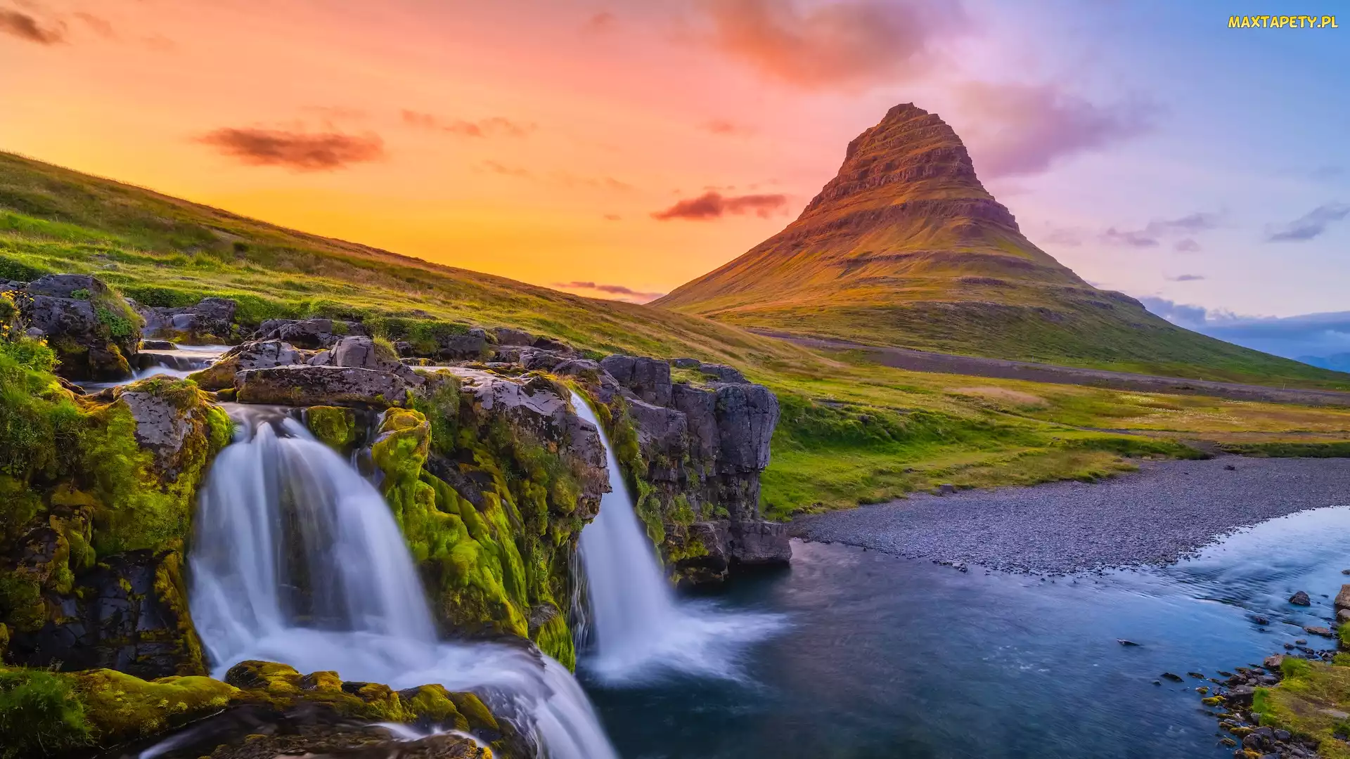 Skały, Rzeka, Wodospad Kirkjufellsfoss, Zachód słońca, Kirkjufell, Islandia, Góra