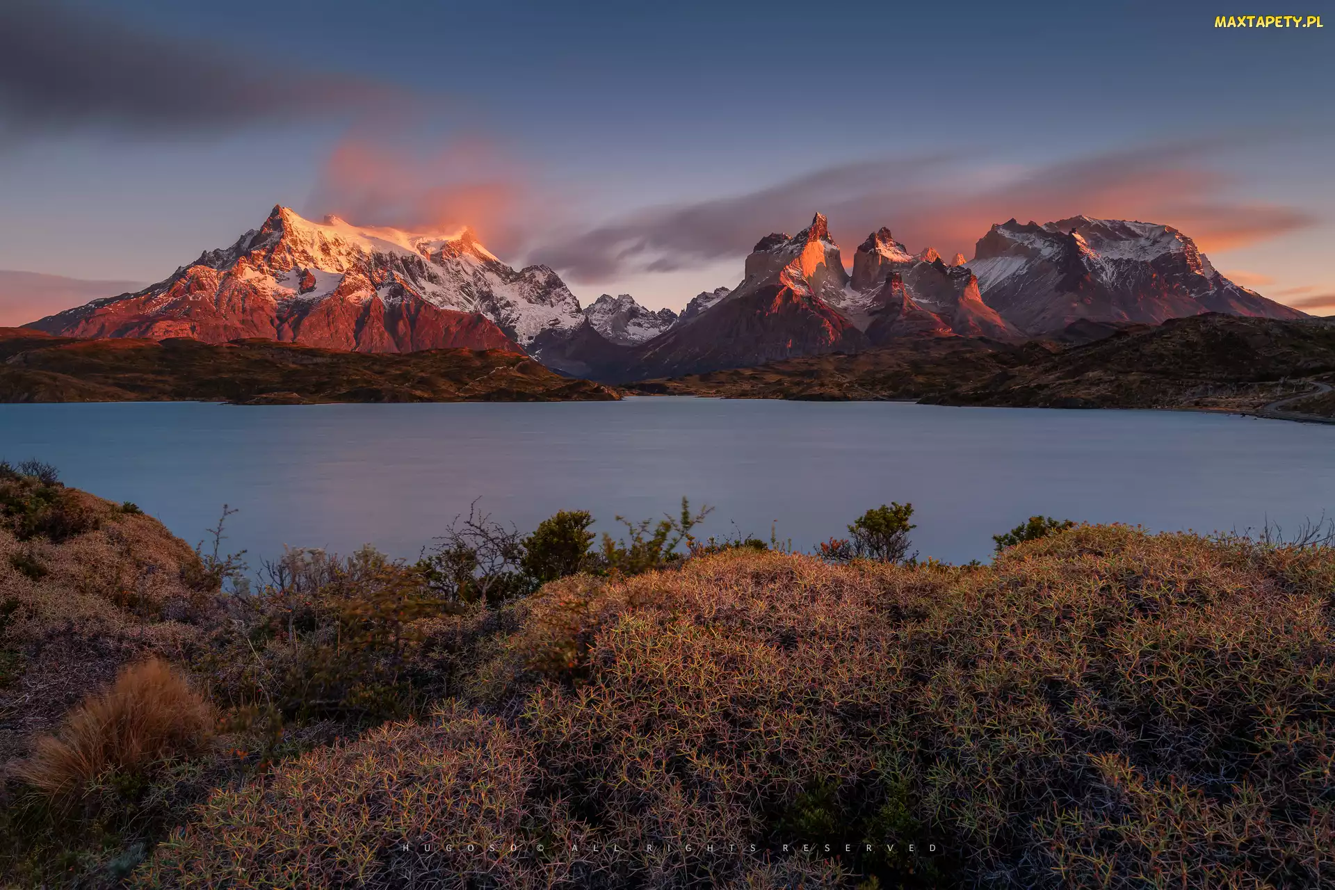 Patagonia, Jezioro, Chile, Torres del Paine, Roślinność, Góry, Park Narodowy Torres del Paine, Jesień