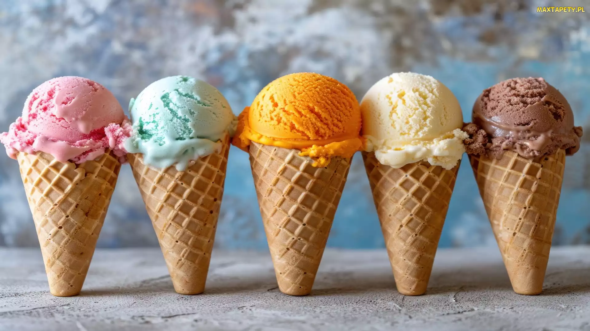 Gałki, Rożki, Wafelki, Lody