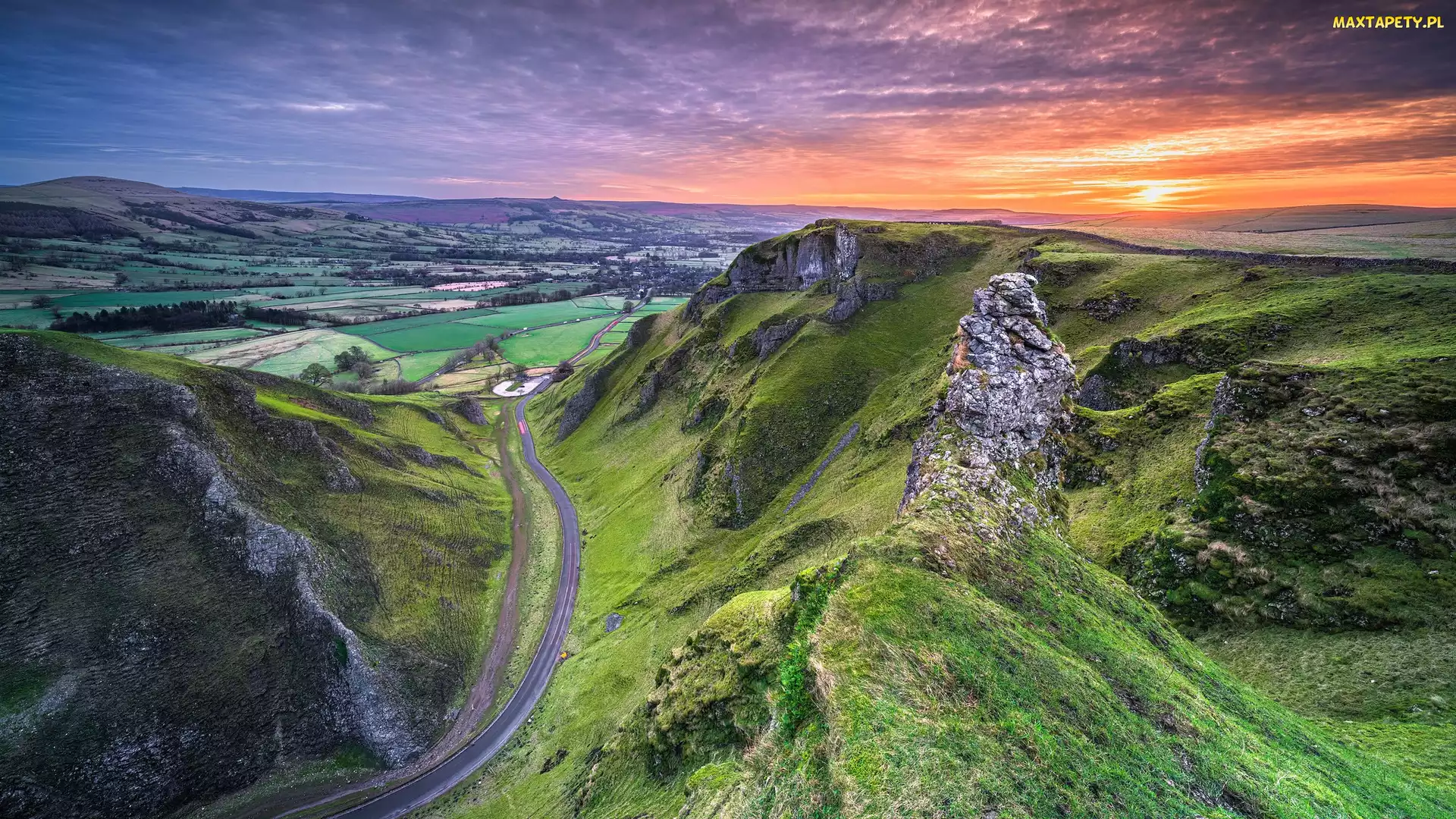 Winnats Pass, Przełęcz, Derbyshire, Wschód słońca, Góry, Anglia, Park Narodowy Peak District