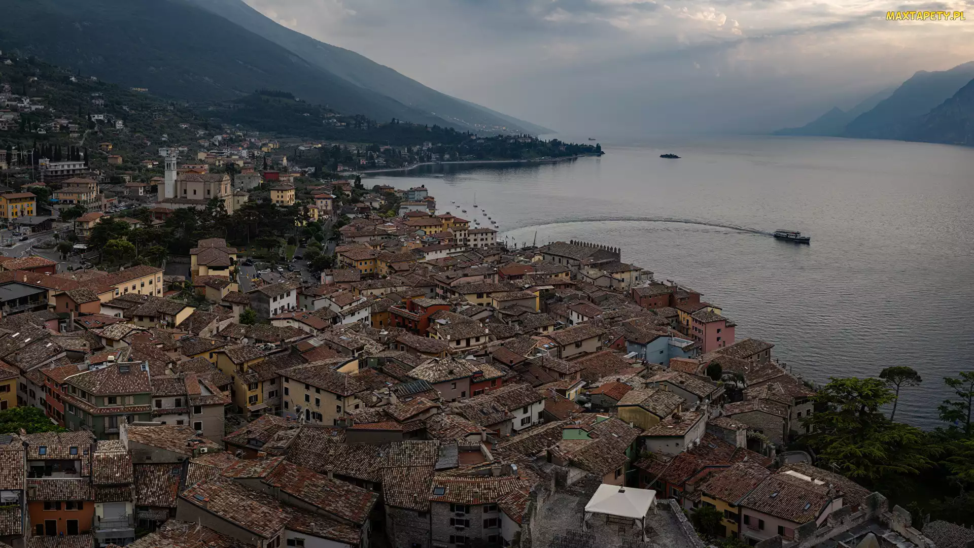 Malcesine, Domy, Jezioro Garda, Góry, Włochy