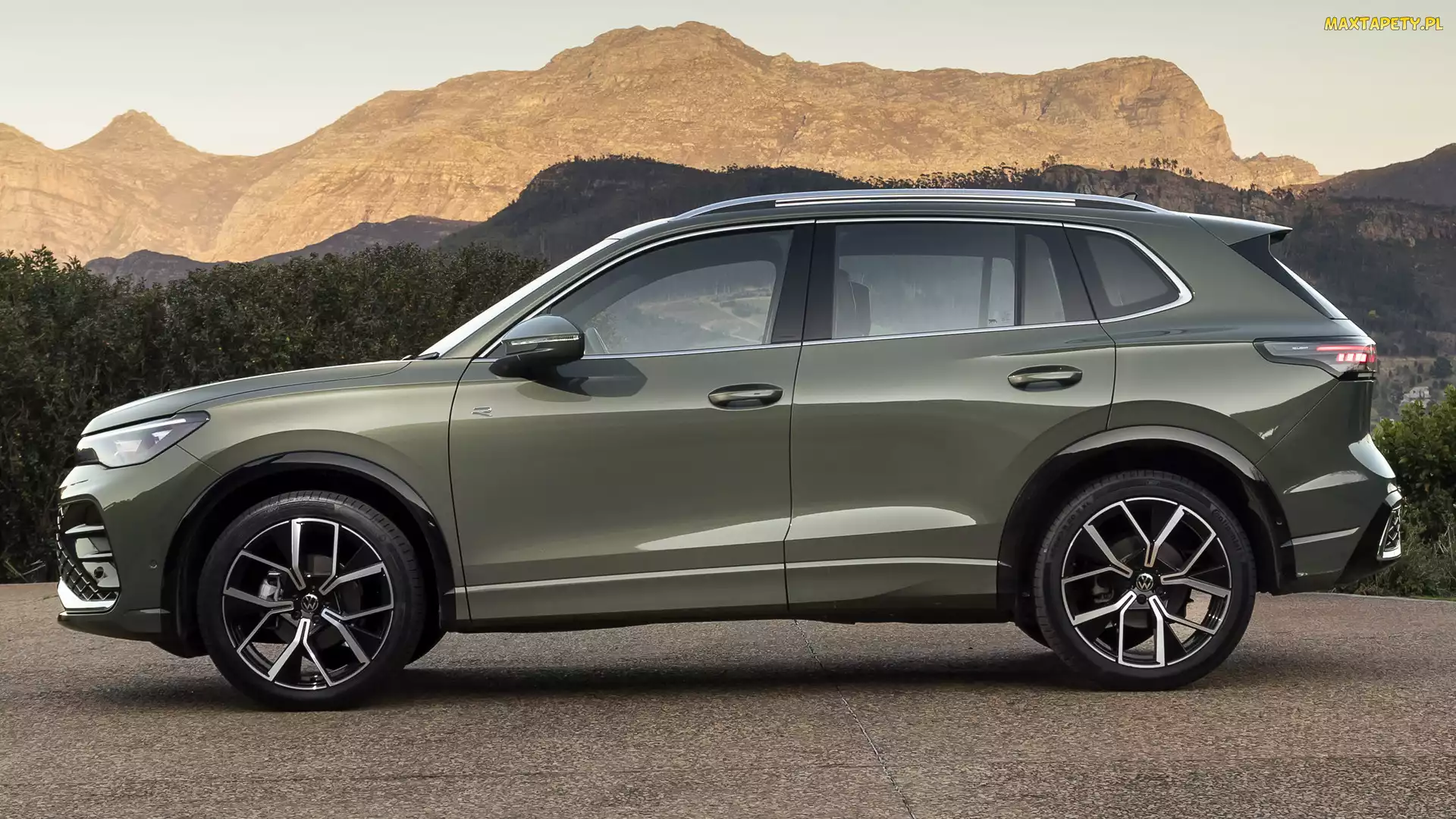 R, Bok, Volkswagen Tiguan