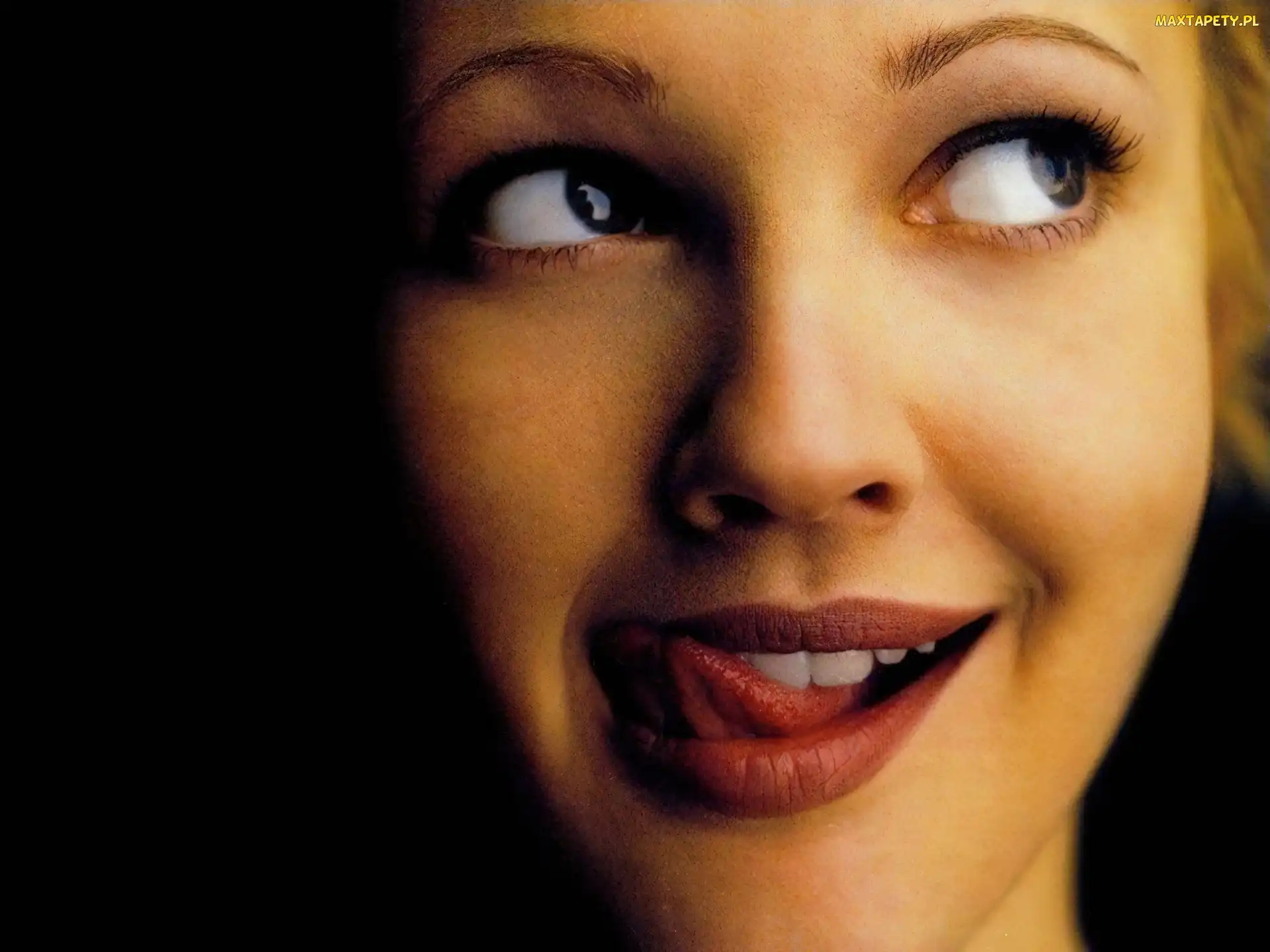 Drew Barrymore, język, duże, oczy