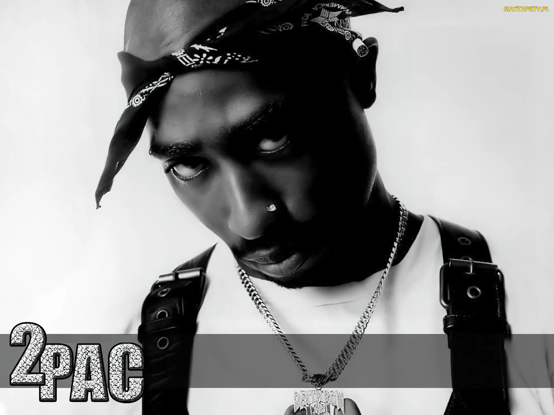 2 Pac, Klamra