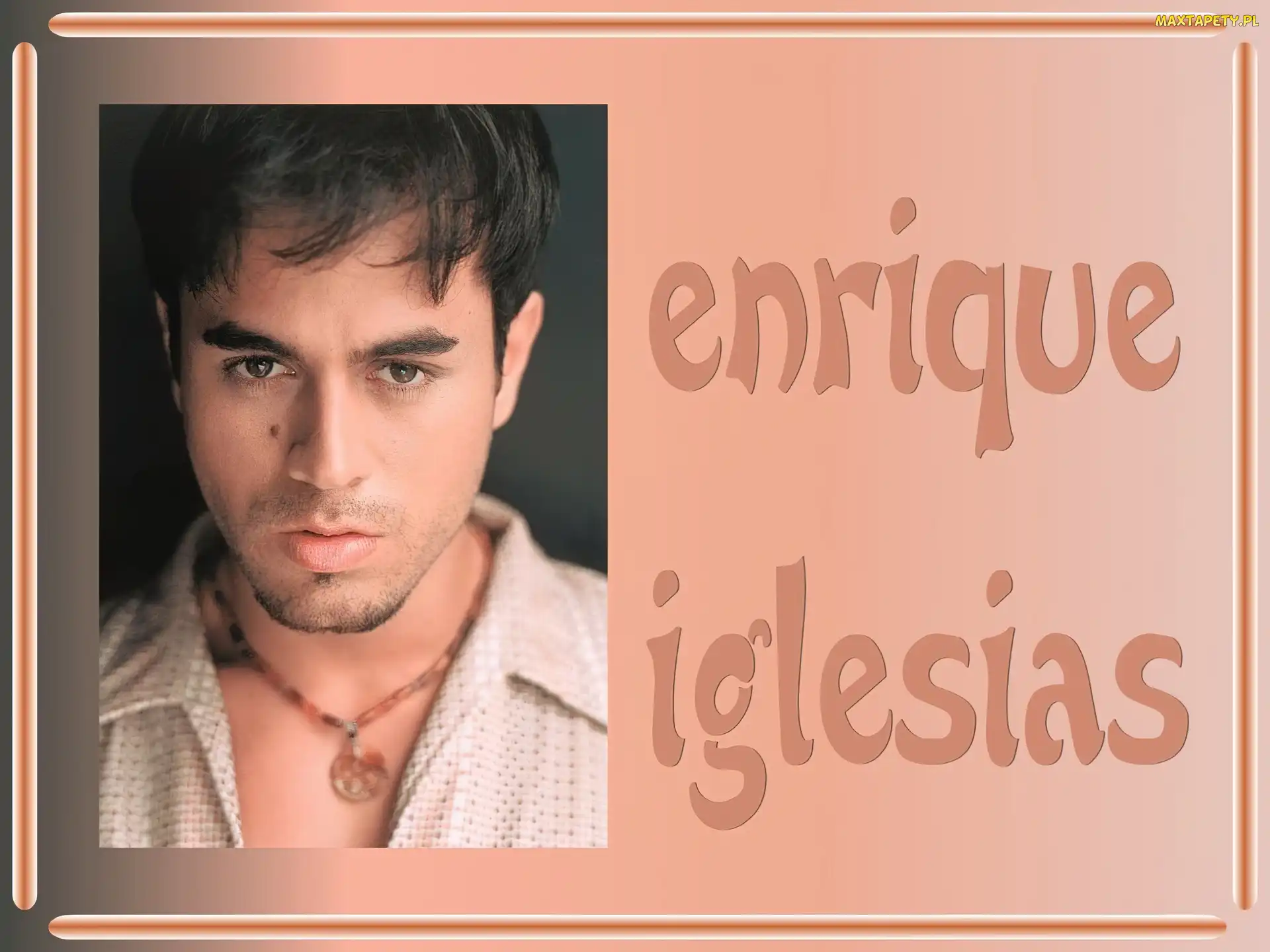 Enrique Iglesias, Brwi, Grube
