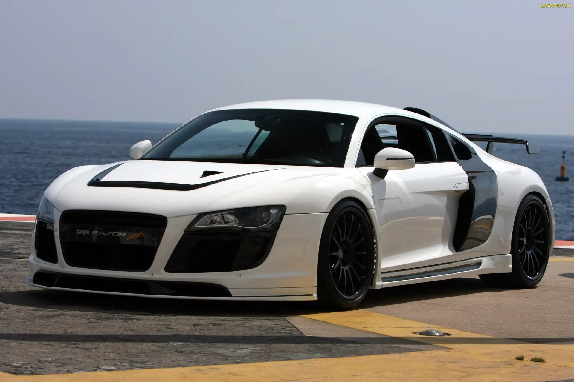 Razor, GTR, Audi R8