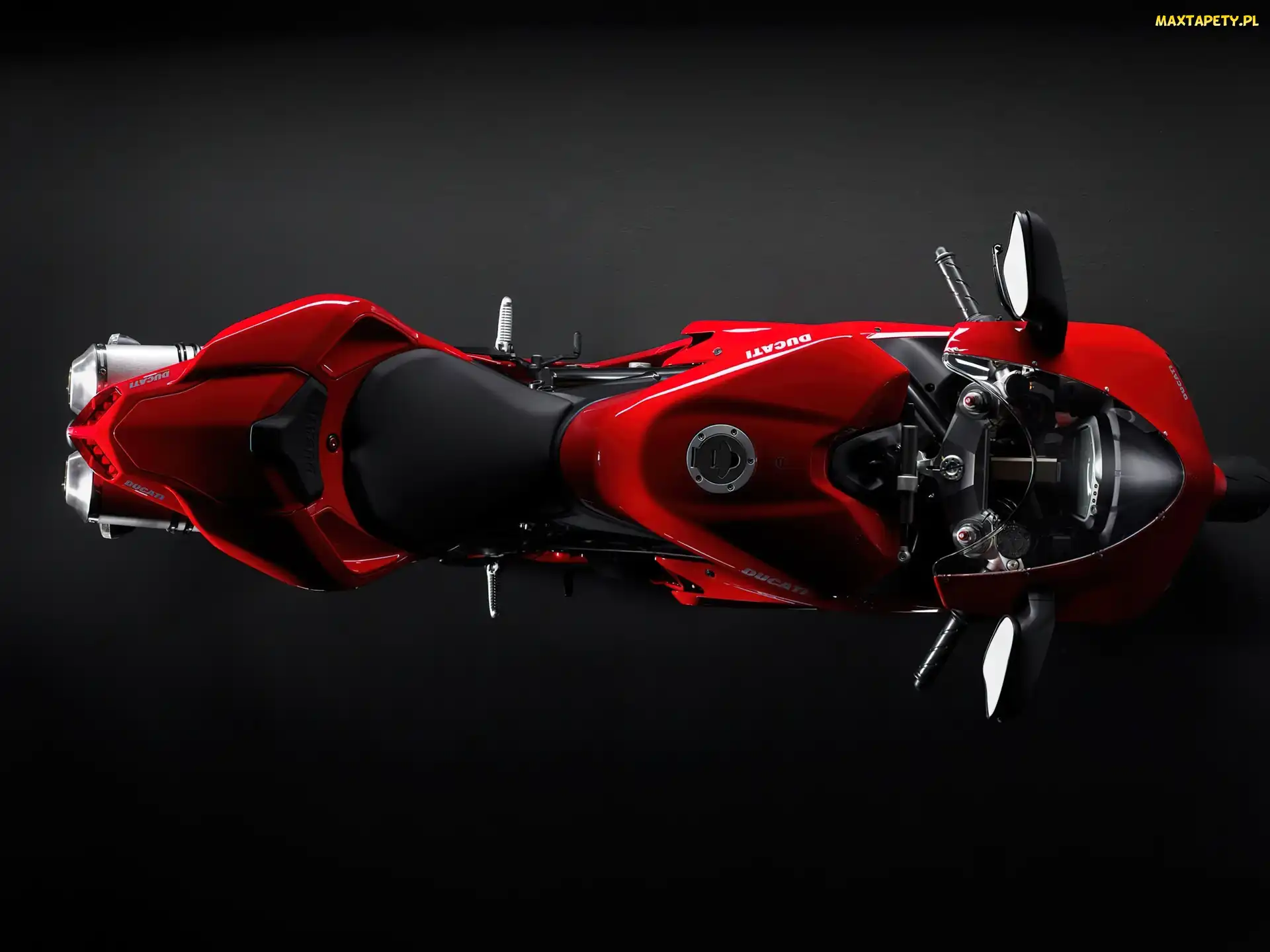 Ducati 1198, Kanapa