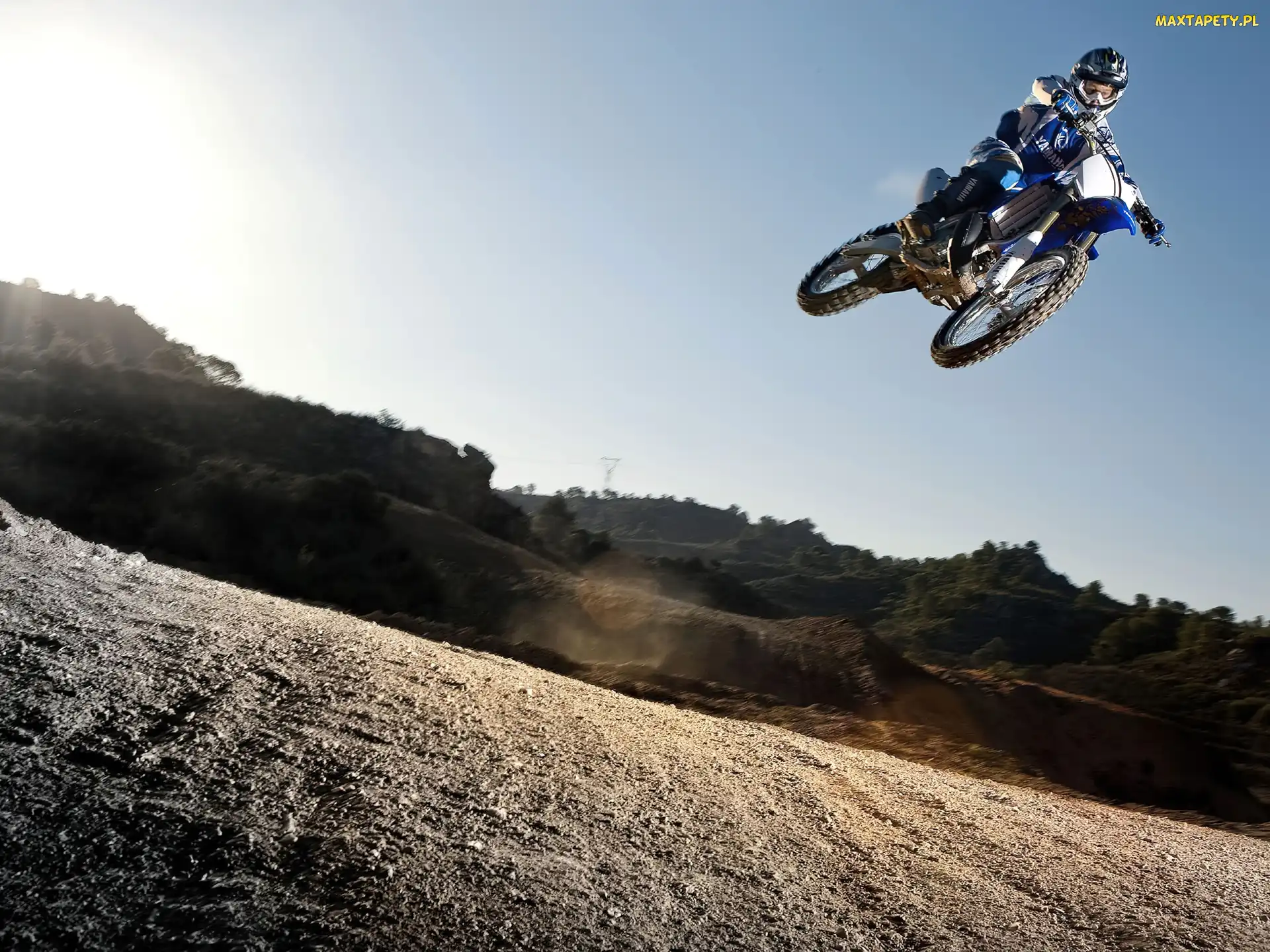 Skok, Zawieszenie, Yamaha YZ 250
