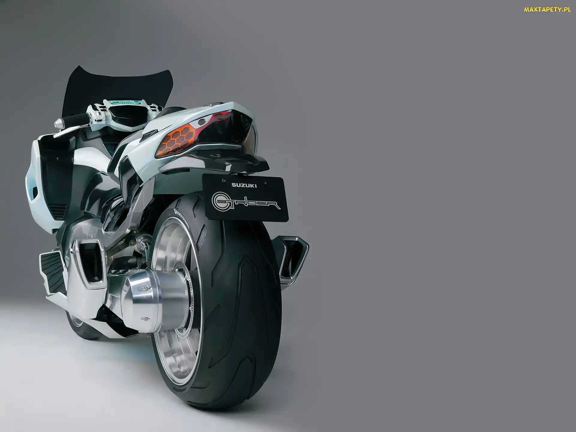 Debiut, Tokyo, Suzuki G-Strider