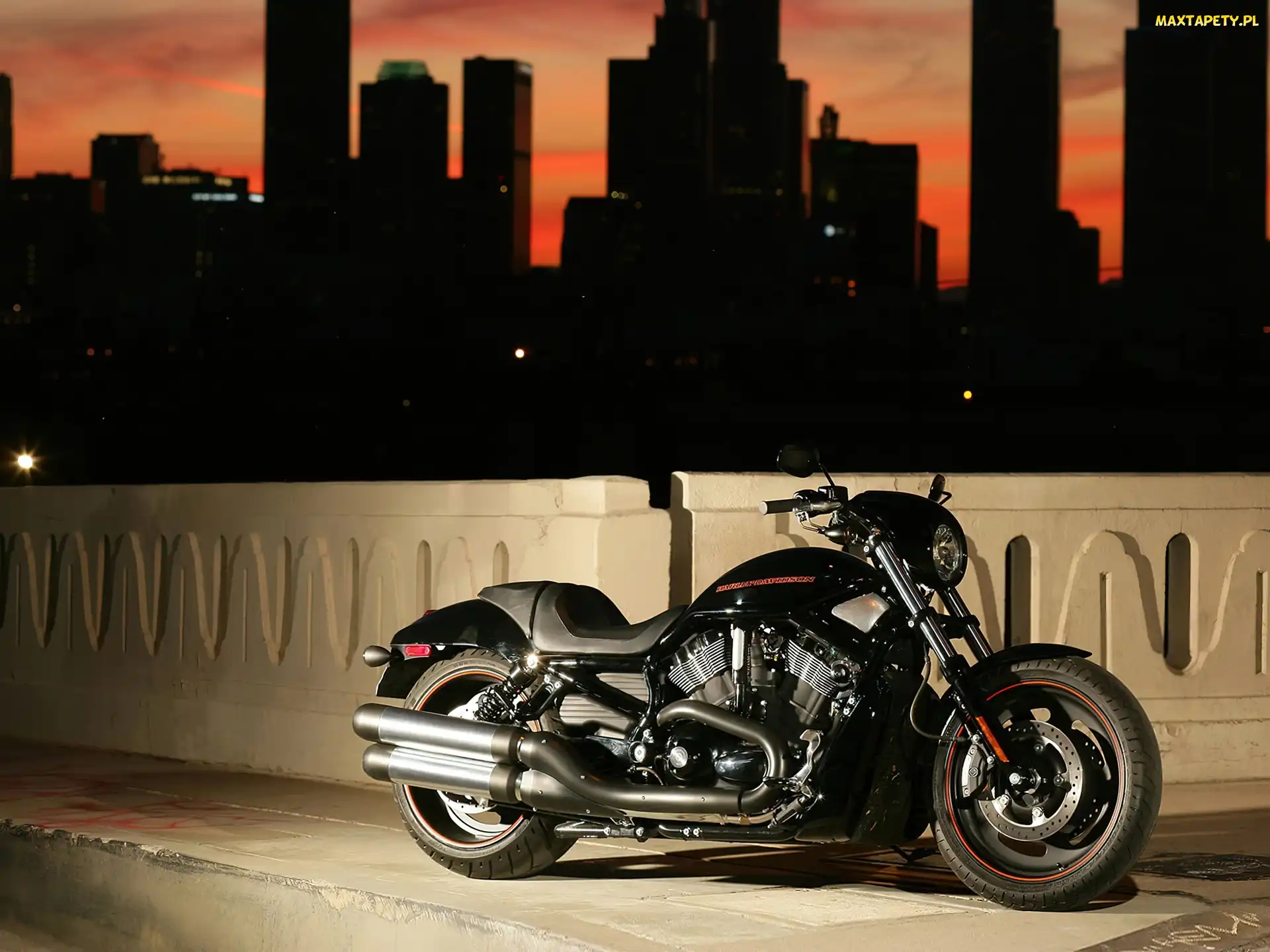 Cruiser, Miasto, Harley-Davidson VRSC Night Rod Special