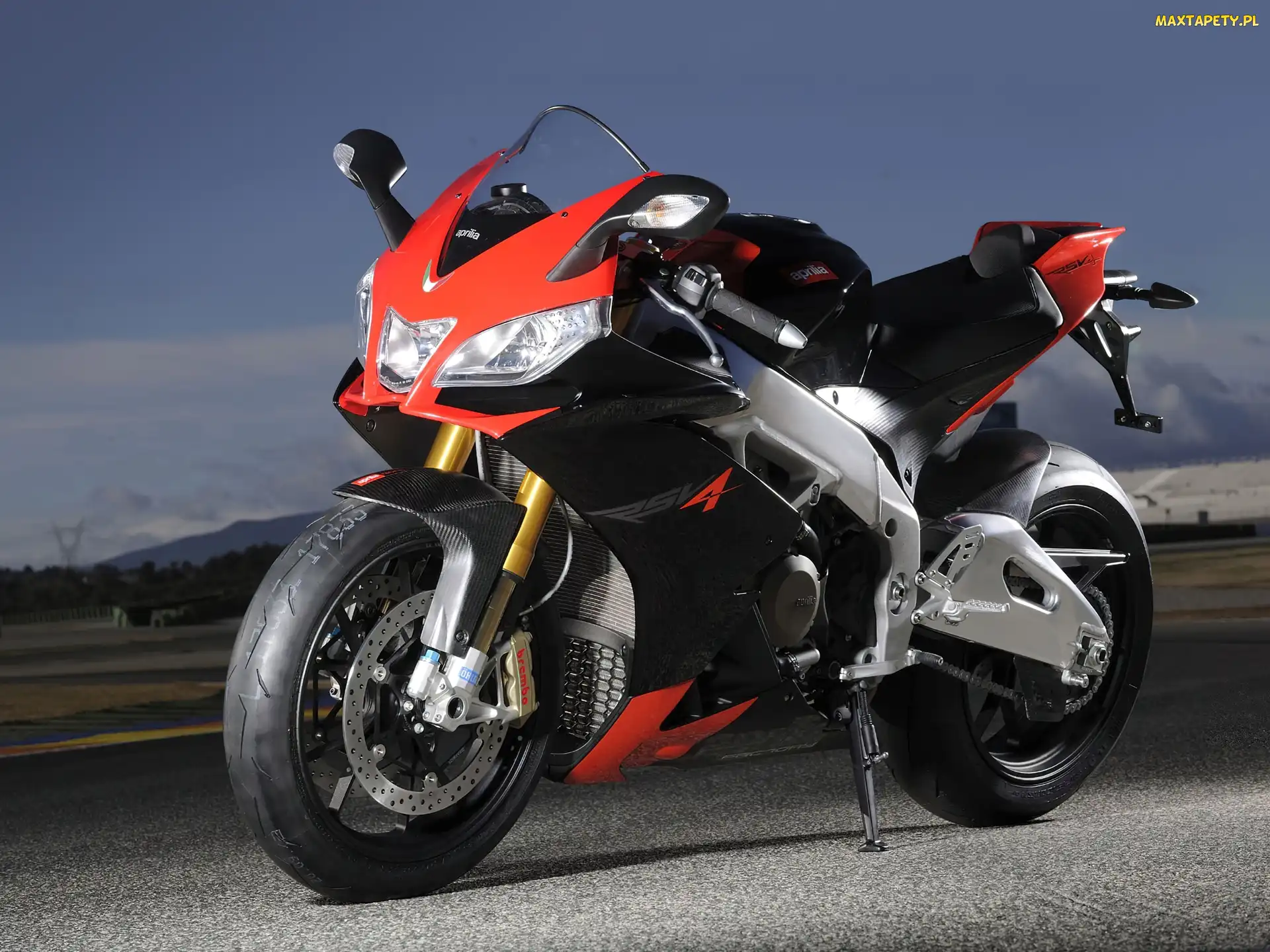 Opony, Czacha, Aprilia RSV4