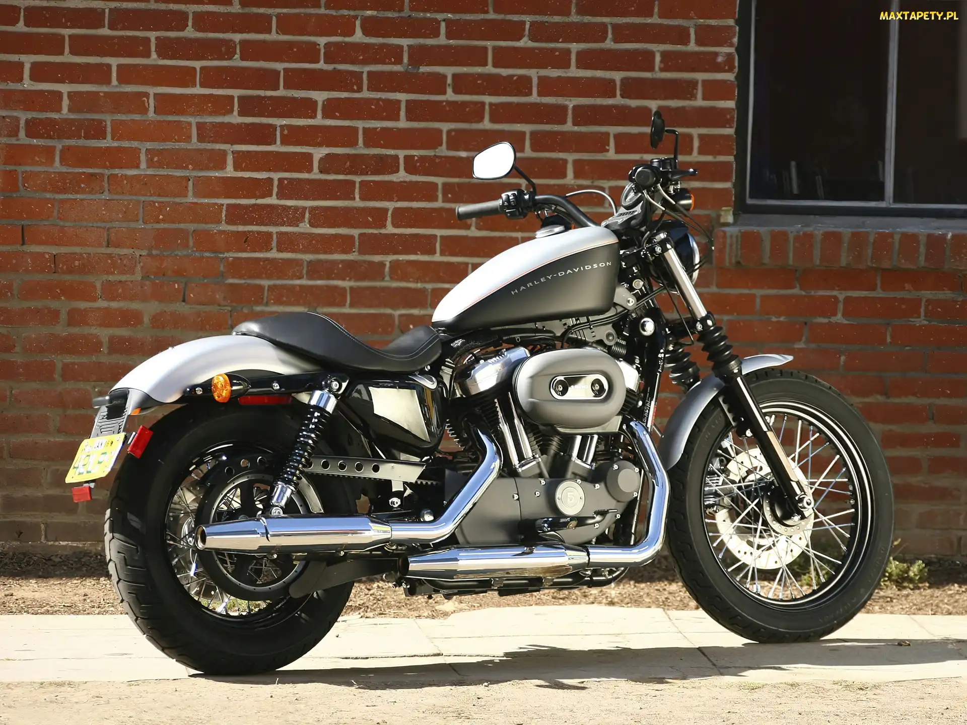 Harley Davidson XL1200N, Rury, Chromowane