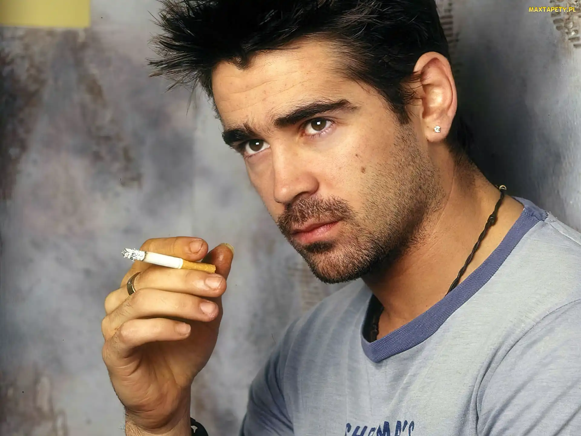 Colin Farrell, Papieros